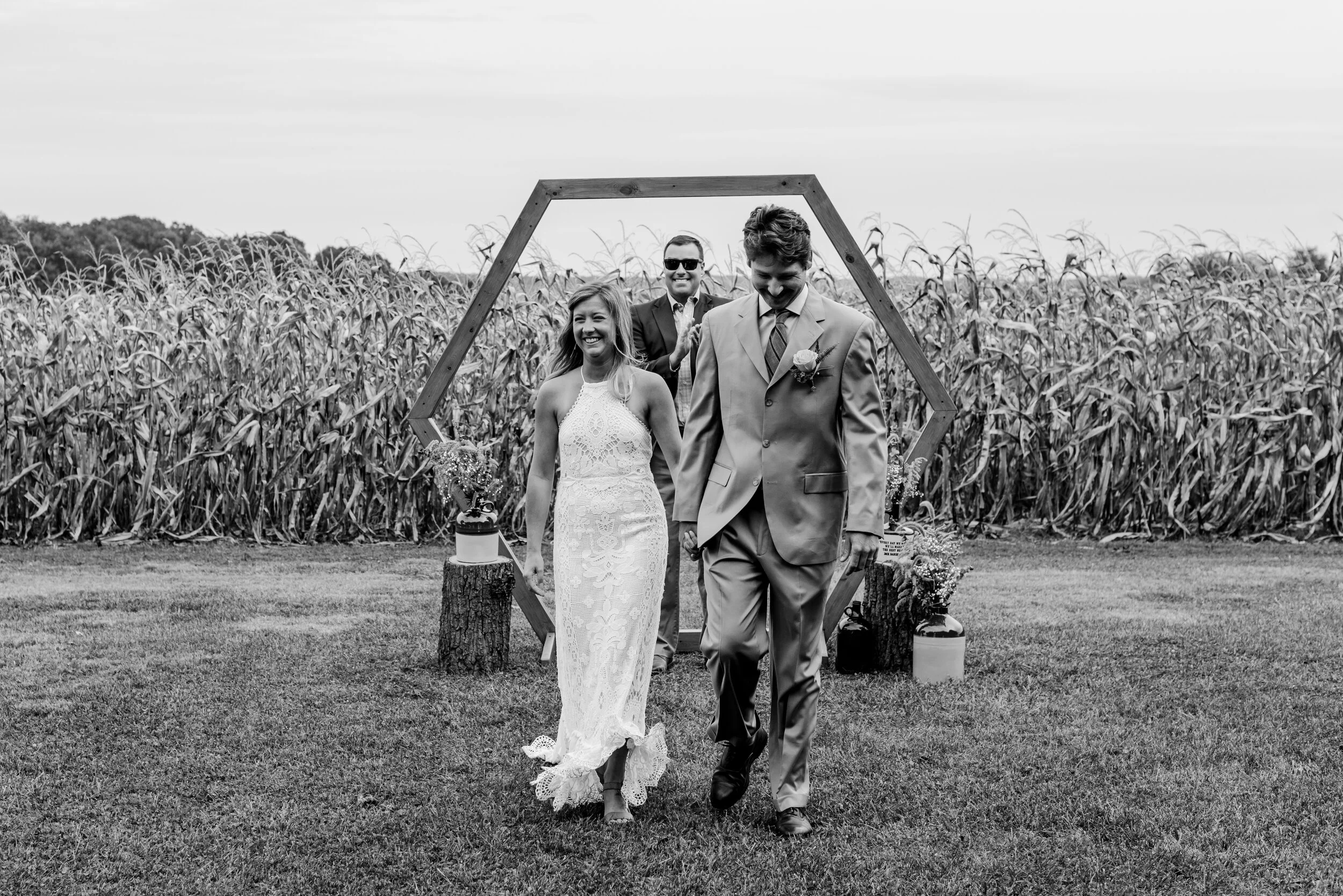 Jamie + Andrew : Sweet Hometown Wedding | Manchester, Maryland