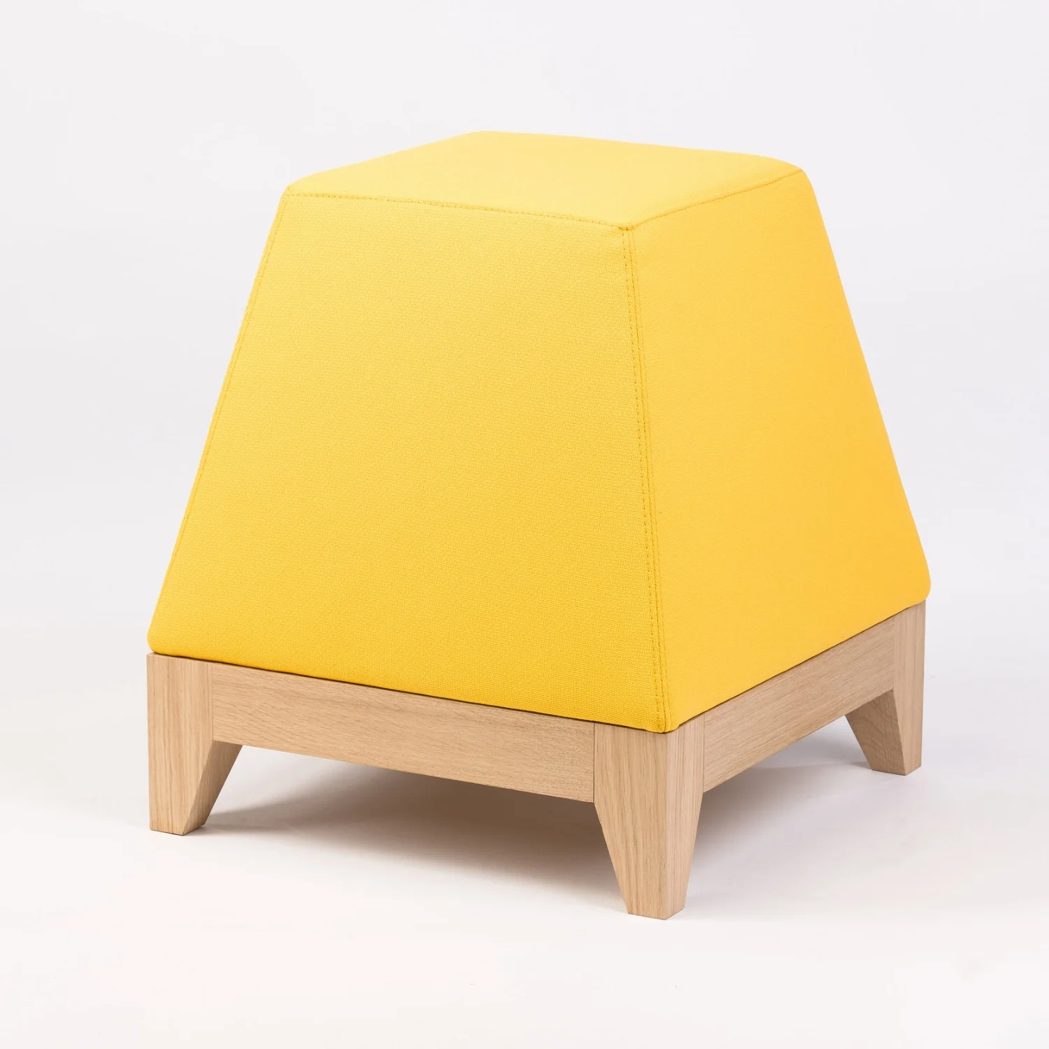 OBLIQUE SOFT SEATING