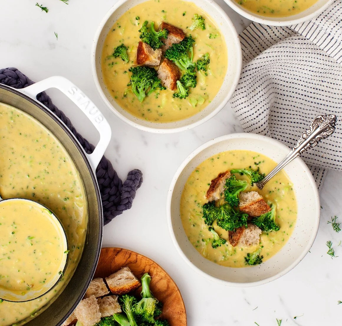 Vegan Broccoli Cheddar Soup