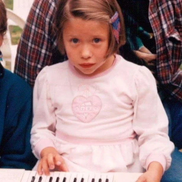 I wish I could go back and tell her what we&rsquo;d be doing now 🎀 
.
Come see us play at The Britt Festival this weekend!!