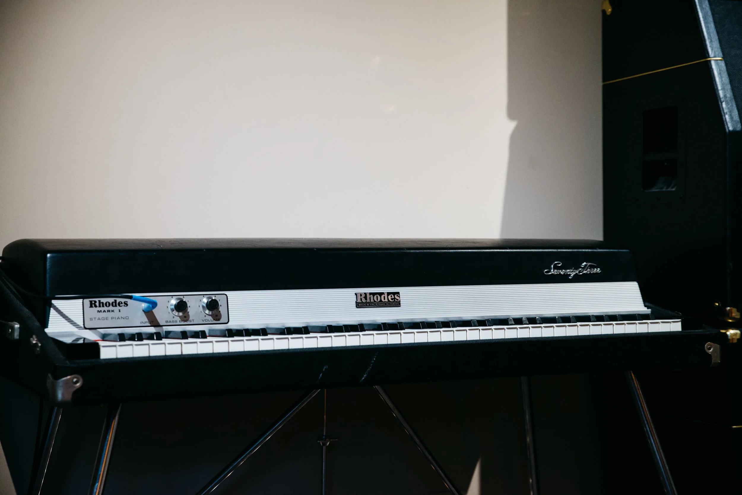Rhodes Stage Piano 73 mkI