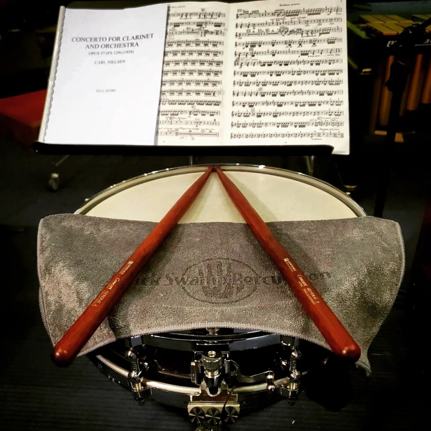 Spending some time with Nielsen Clarinet Concerto for the upcoming performance with @aporchestra and @jhudsoncohen 

Big thanks to @kbbmusicnz and @blackswamppercussion for letting me use this 3&quot; x13&quot; Mercury series drum. It's going to perf