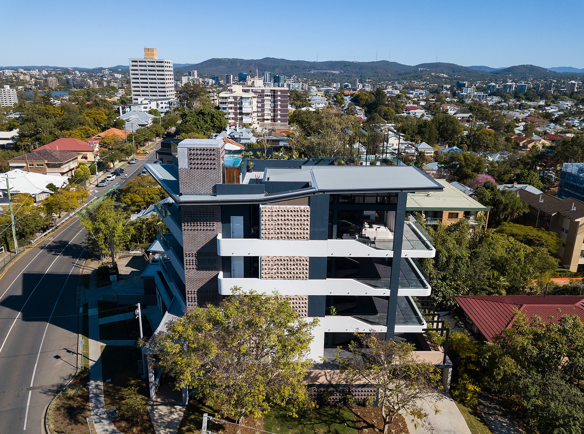Sanna Highgate Hill_Exterior