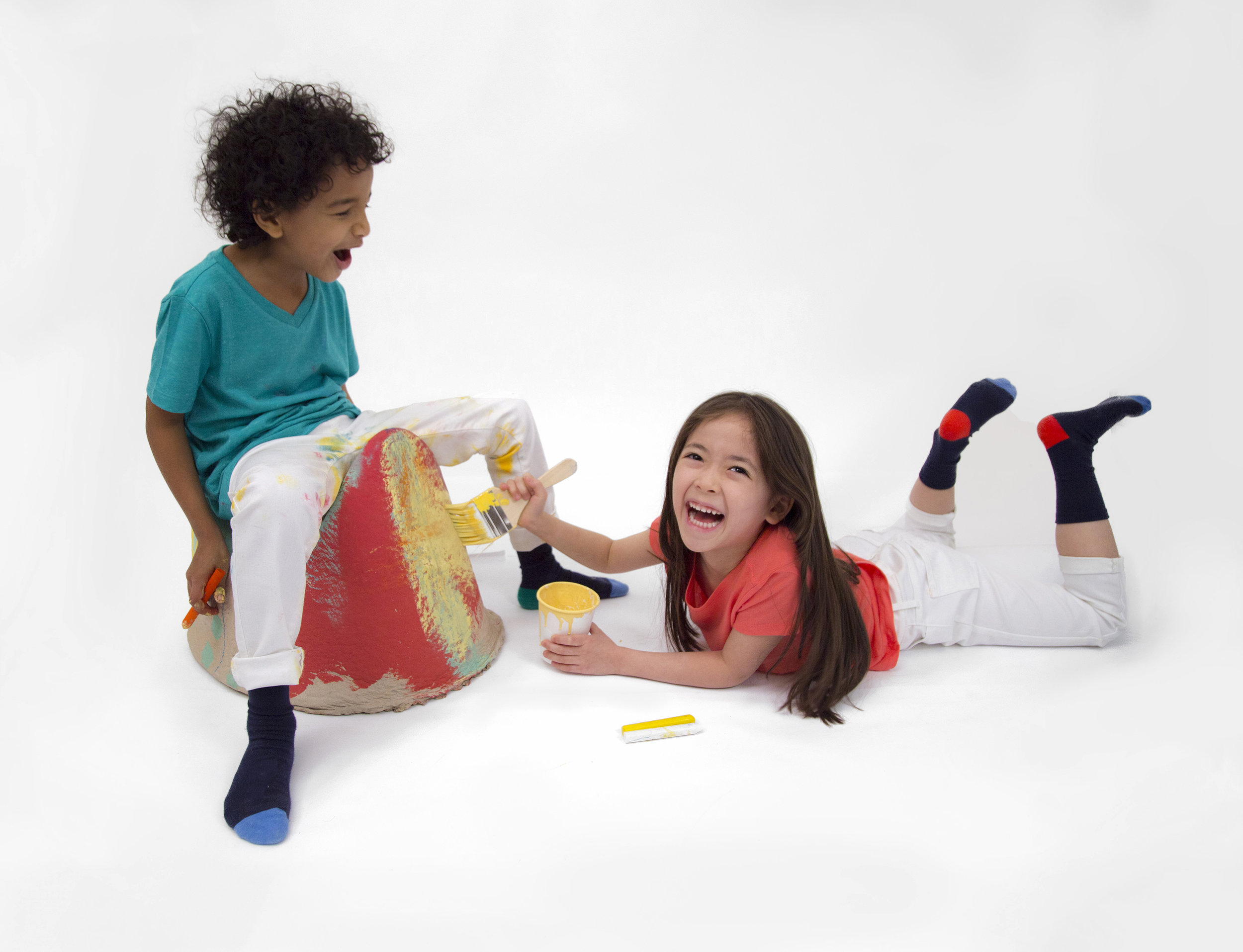 Like a cardboard box, Posse invites children to modify, decorate, and draw on, making it an open-ended canvas for children imagine, express and explore.