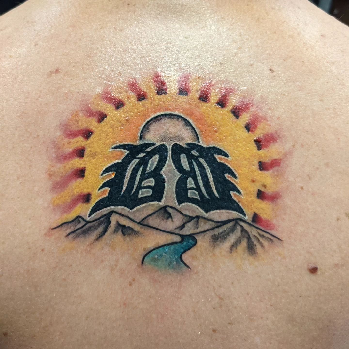 This refresh on a very old tattoo was a lot of fun to do! Wish I had been smart enough to take a before picture though. July '22

.
.
.
.
.

#tattoos #tattoorefresh #reworktattoo #B #mountaintattoo #colortattoo #rivertattoo #ladytattooers #coloradota