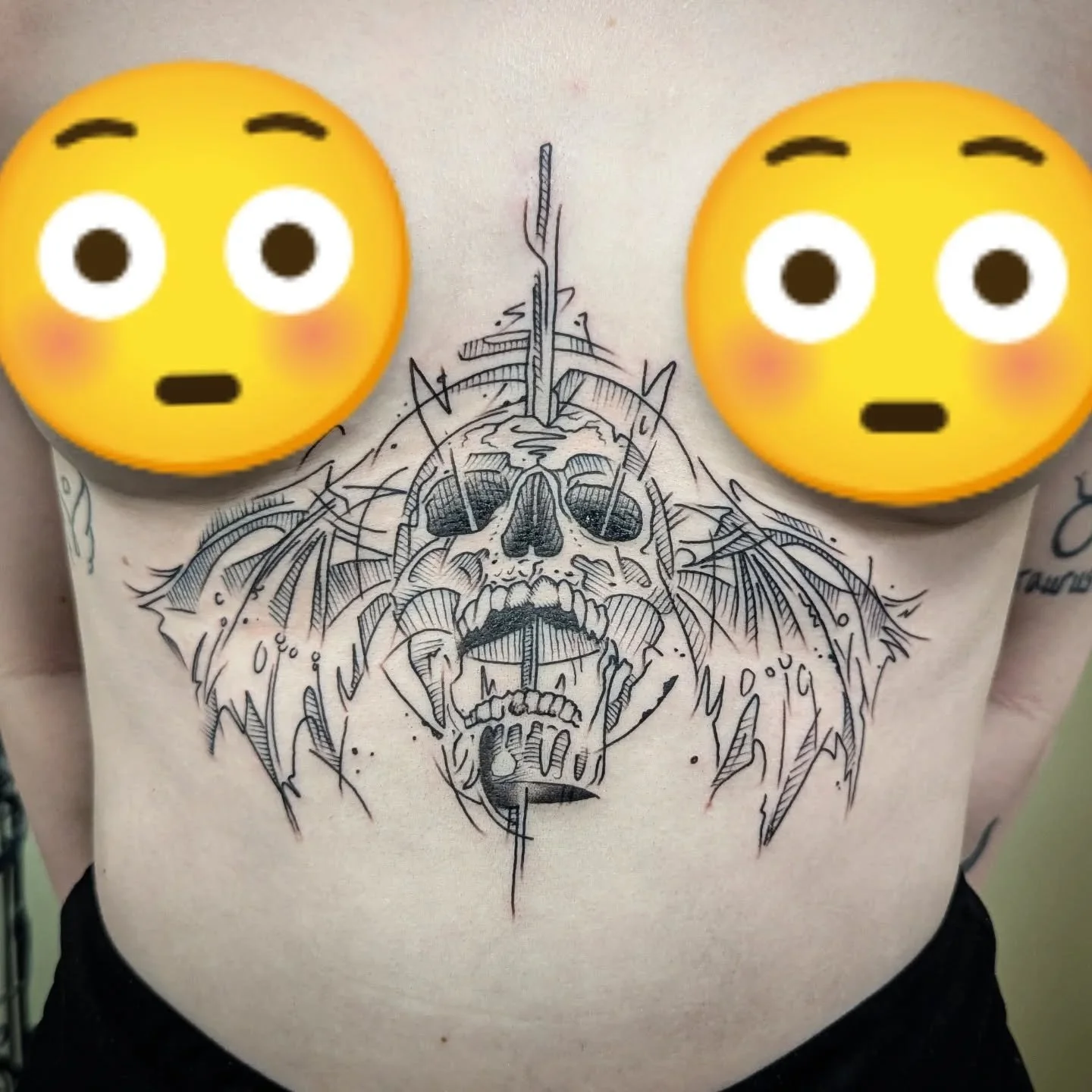 She didn't flinch once 💅