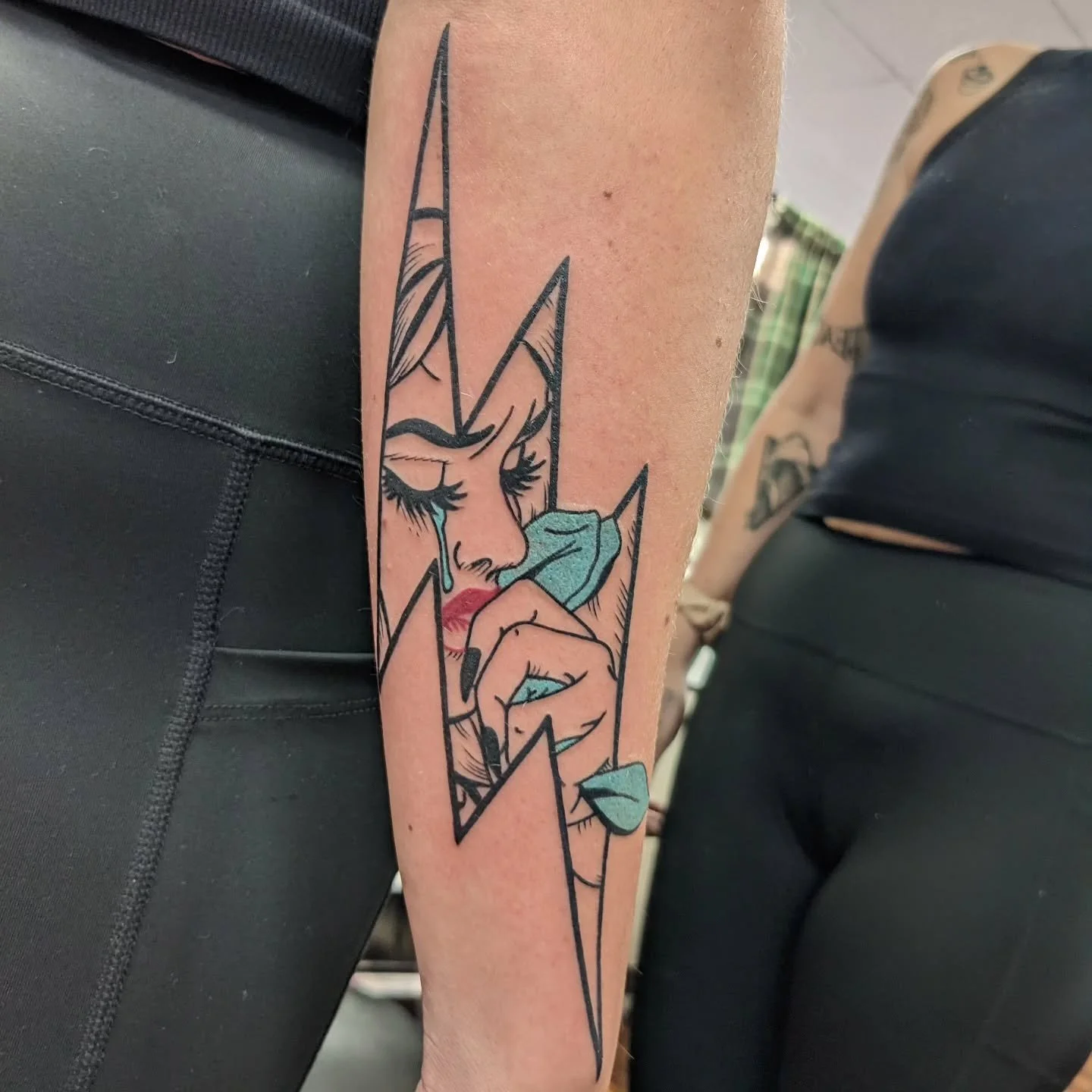Thanks to everyone who came out for the back to back flash sales the past two days! Here's the highlights from Oct '24. Thanks to Miss H for always being cool 😎

.
.
.
.
.

#tattoos #femininetattoos #saywhen #tombstone #cowboytattoos #sketchtattoo #