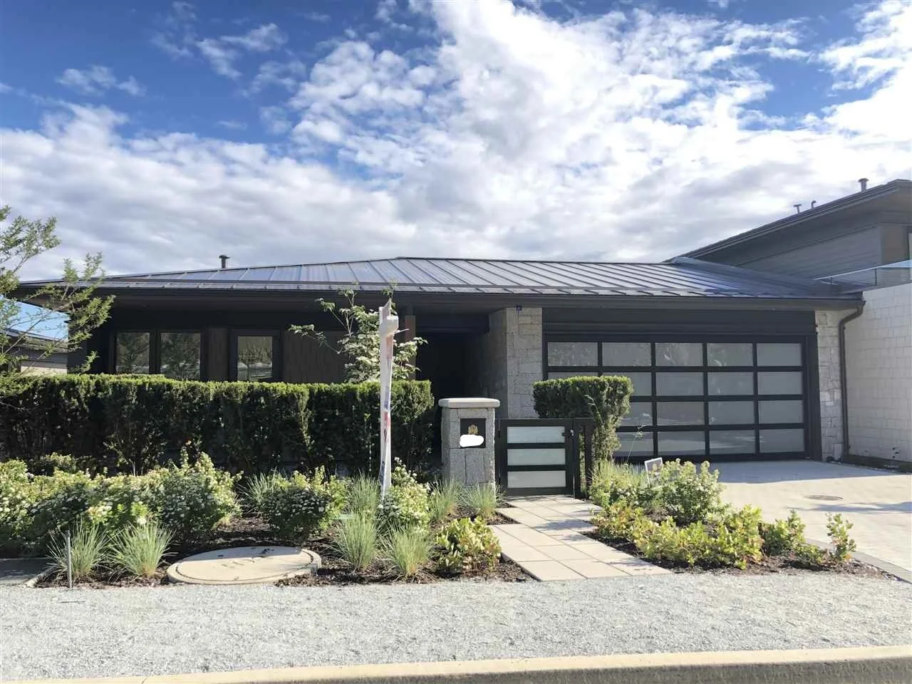 XXXX BURFIELD PL WEST VANCOUVER V7S 0A9