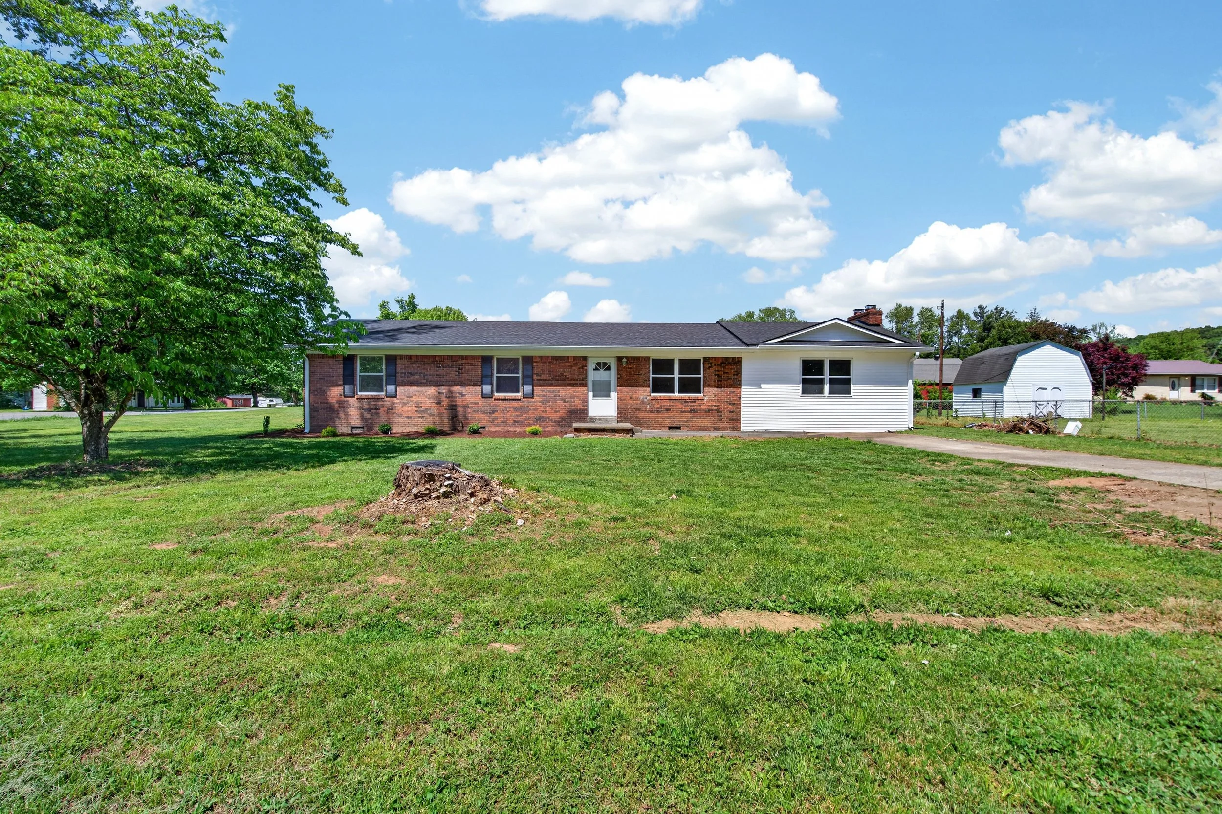 960 Plum Springs Rd