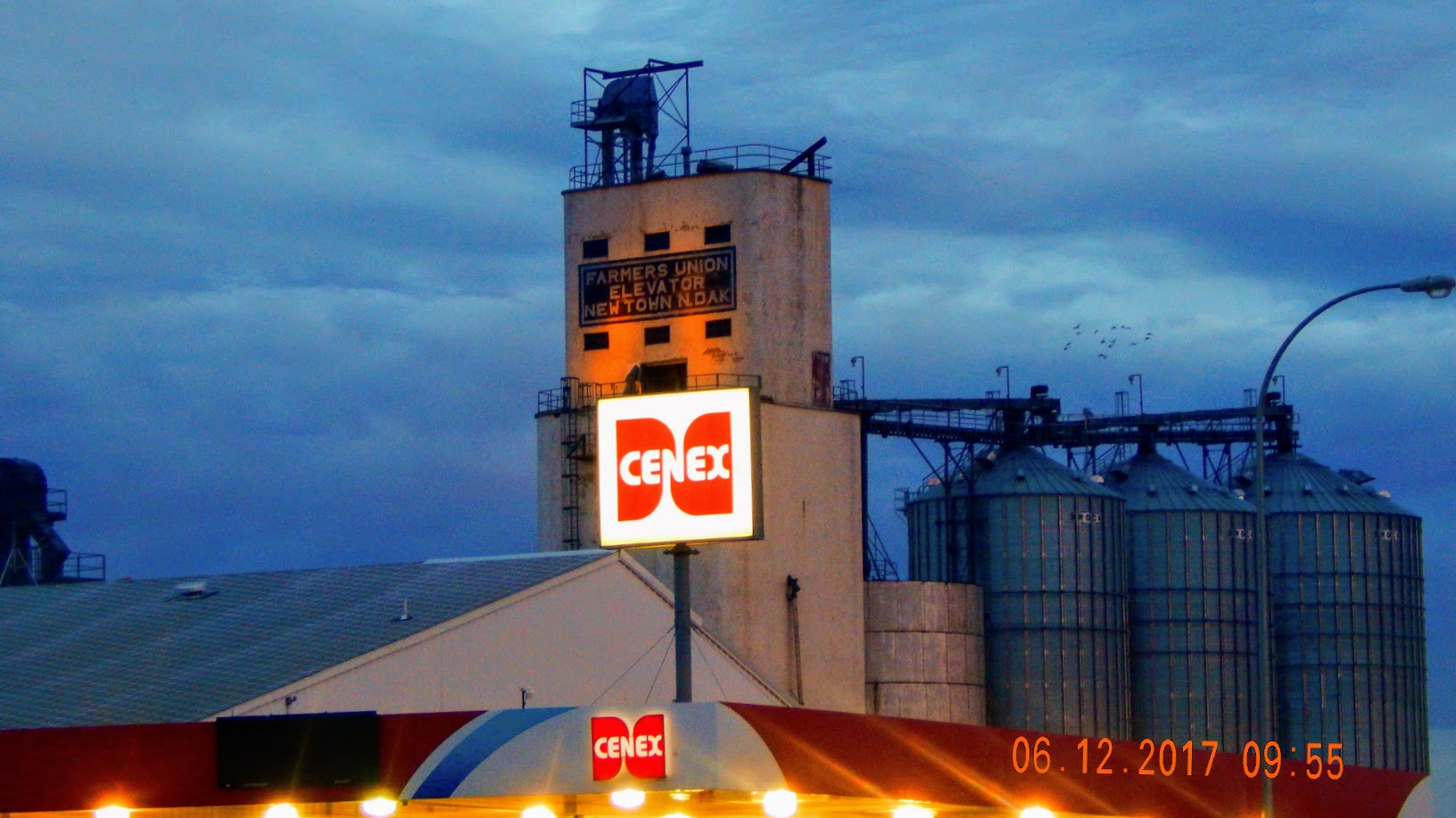 Cenex: New Town, ND. Main St.