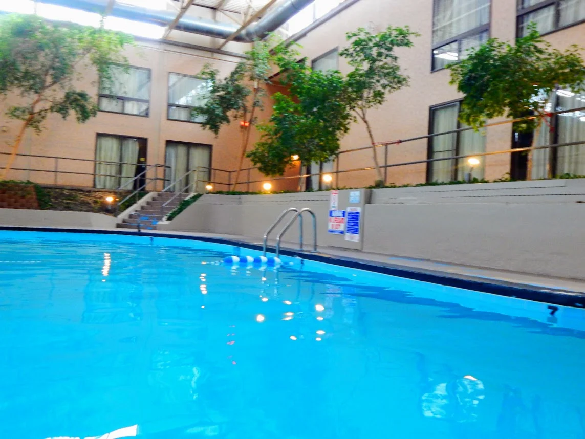 townhouse pool1.JPG