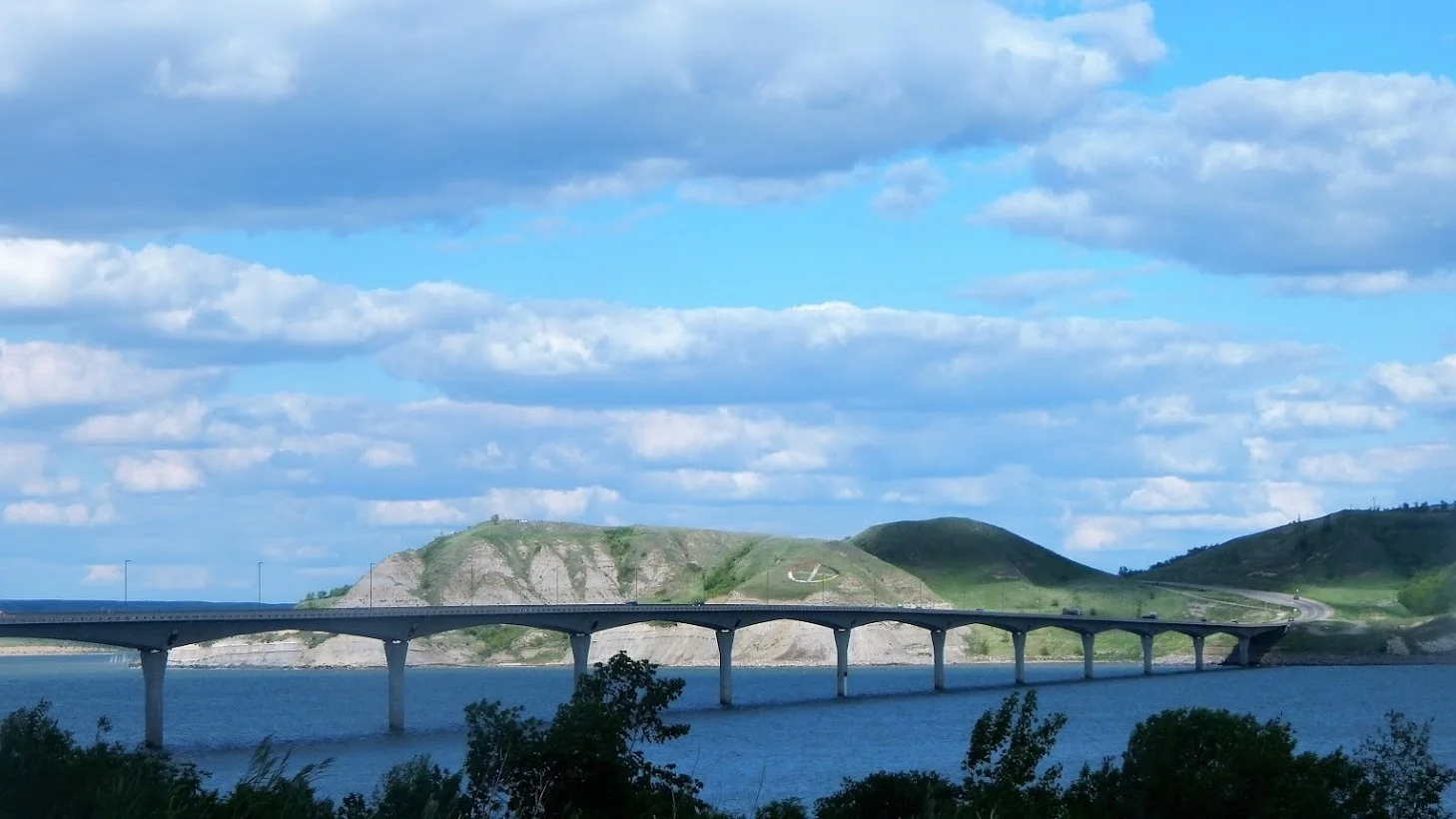 Four Bears Bridge from casino.JPG