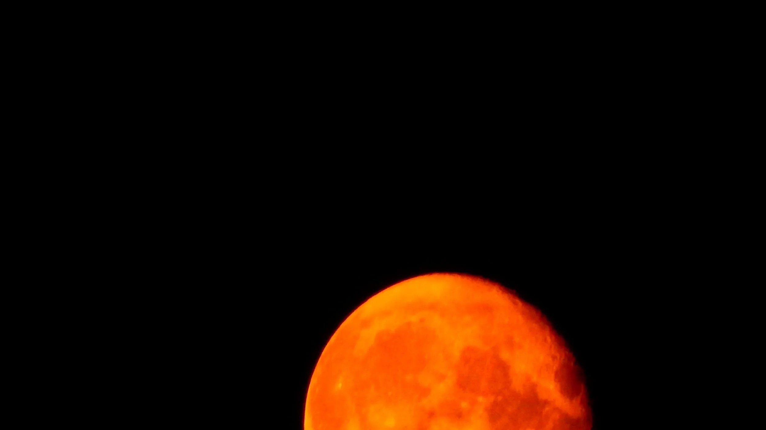 july262021maninmoonlowwjordahl.JPG