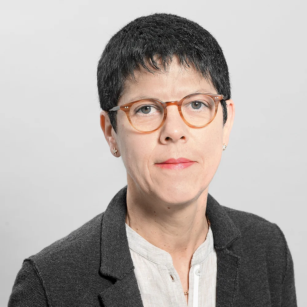 Stefania_Curschellas_Portrait_2.jpg