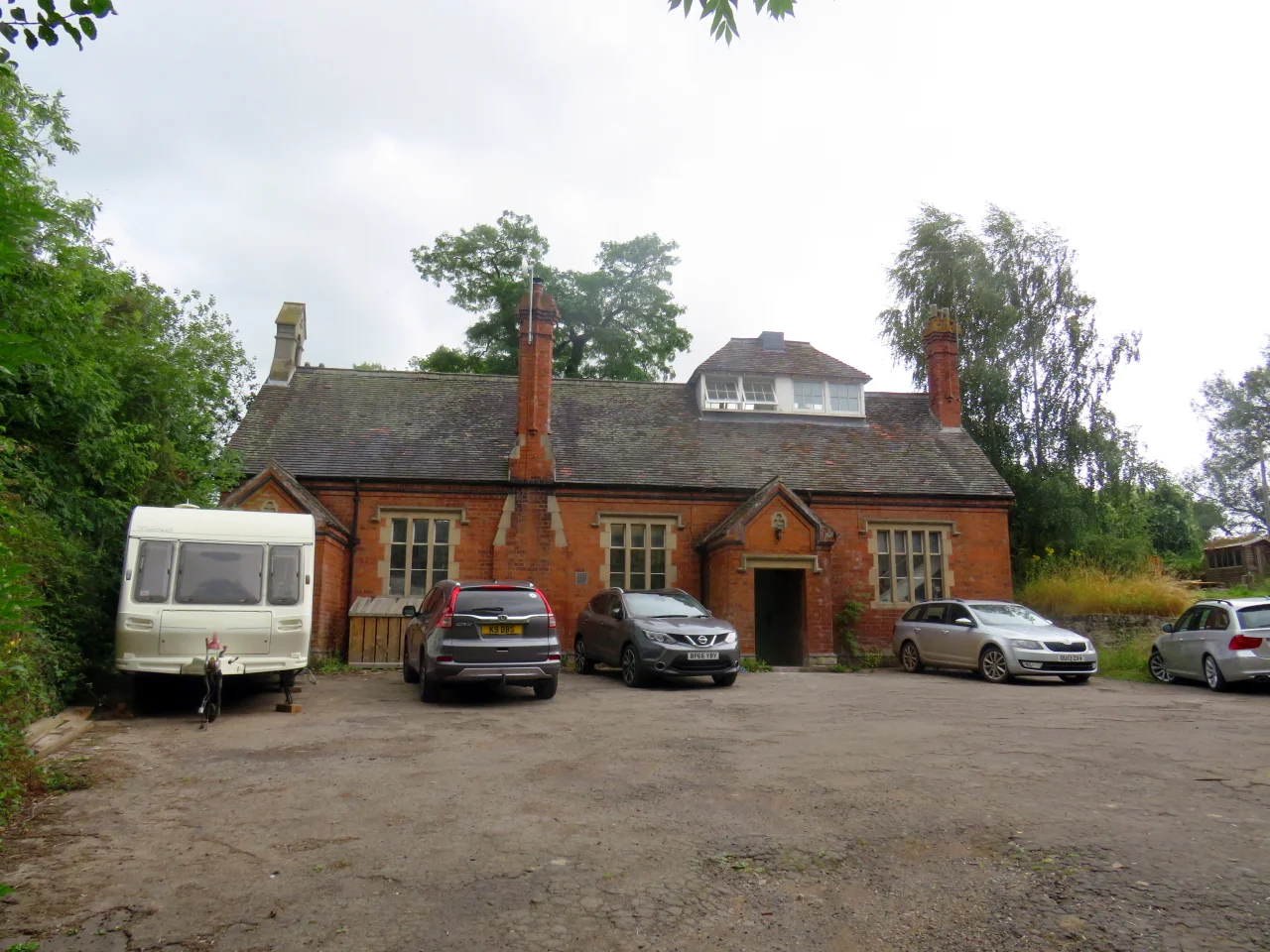 Project Vernon sculptor visit Ludlow 6 Aug 2019 (14).jpg