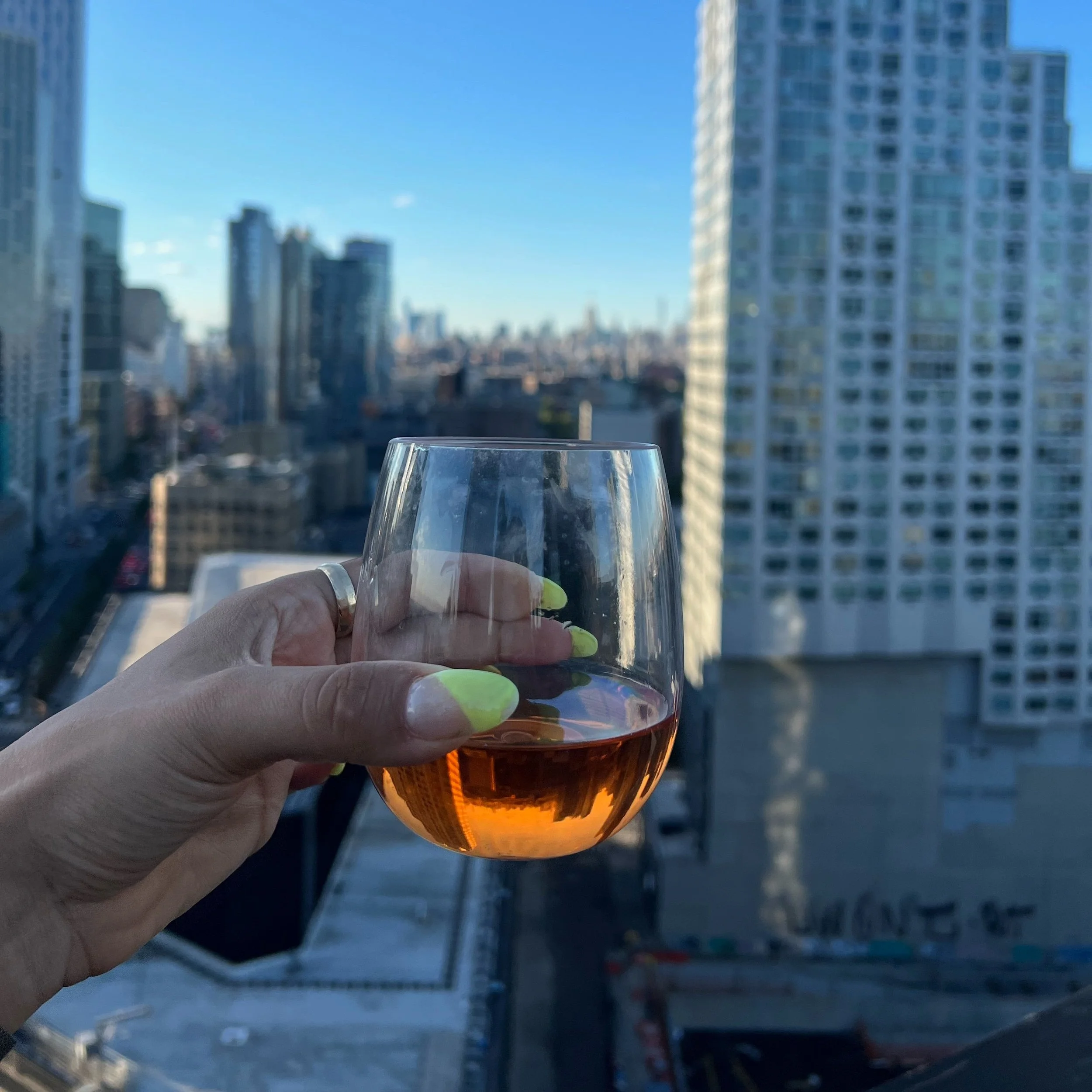 273. Sober Curious: What It Means &amp; Alcohol's Impact On The Body With Dr. Sarah Wakeman