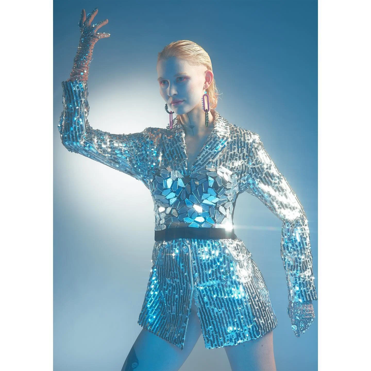 Introducing the cyclist&rsquo;s latest: the sparkle collection. A series of over-the-top, glittery, sparkly statement ear pieces. The collection is part of an on-going research about new ways of creating jewellery with reflective material and rope. I