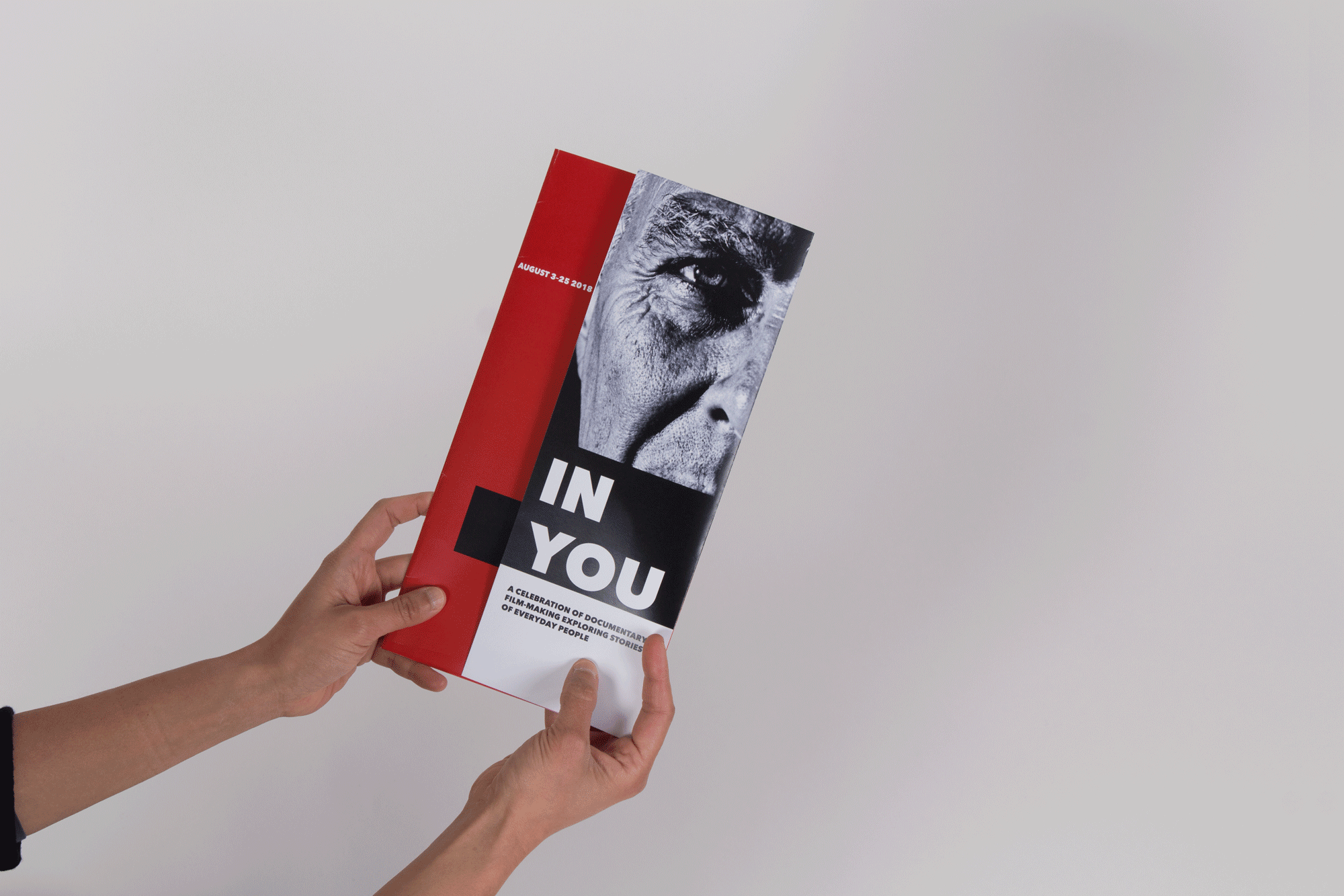 brochure-gif-for-web.gif