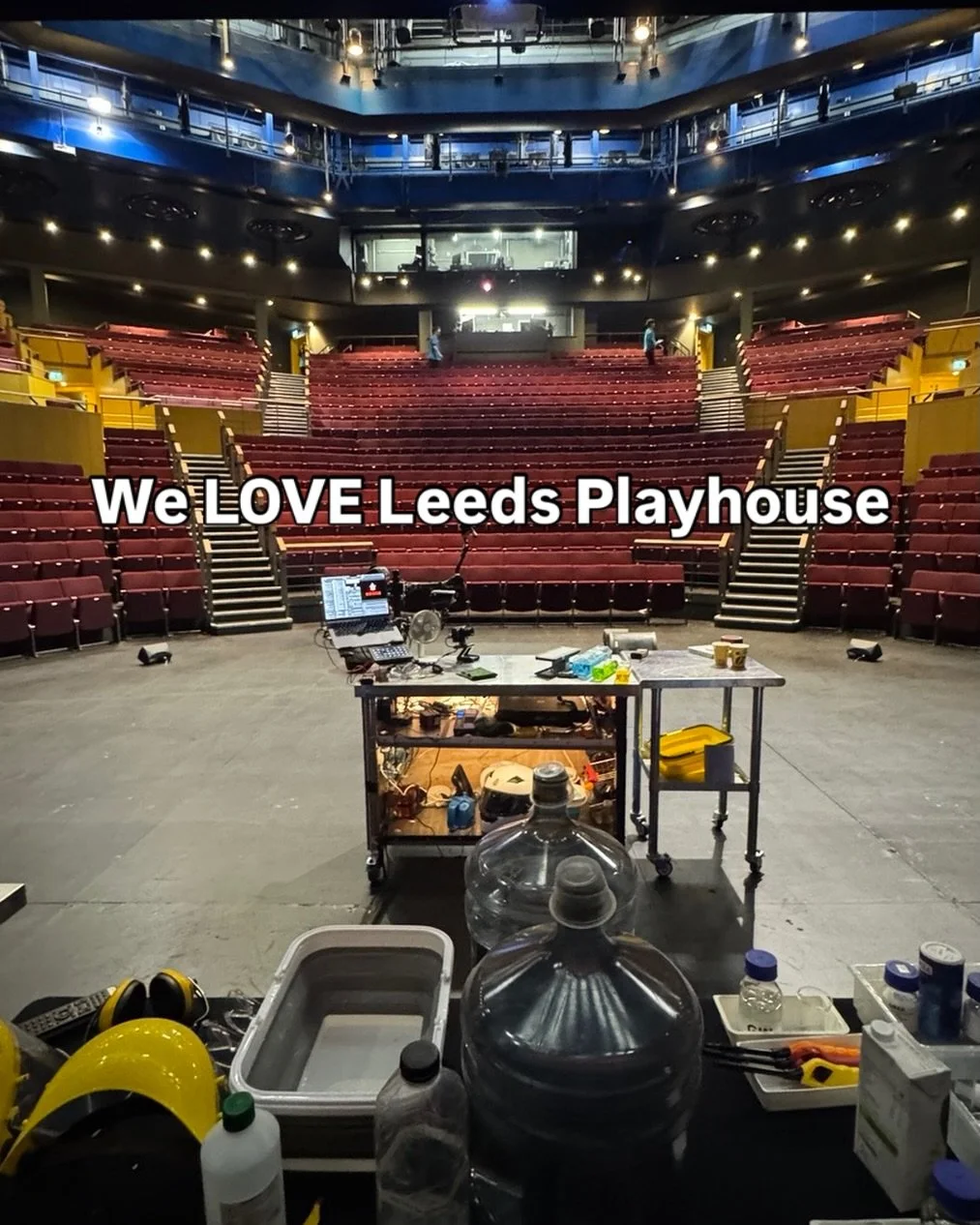 We have a particular soft spot for Leeds Playhouse Theatre. So much that we&rsquo;re doing two days of shows here this year. So looking forward to meeting you all after the shows! 

#RudeScience #RudeScience #RudeScienceShow @GastronautTV www.Gastron