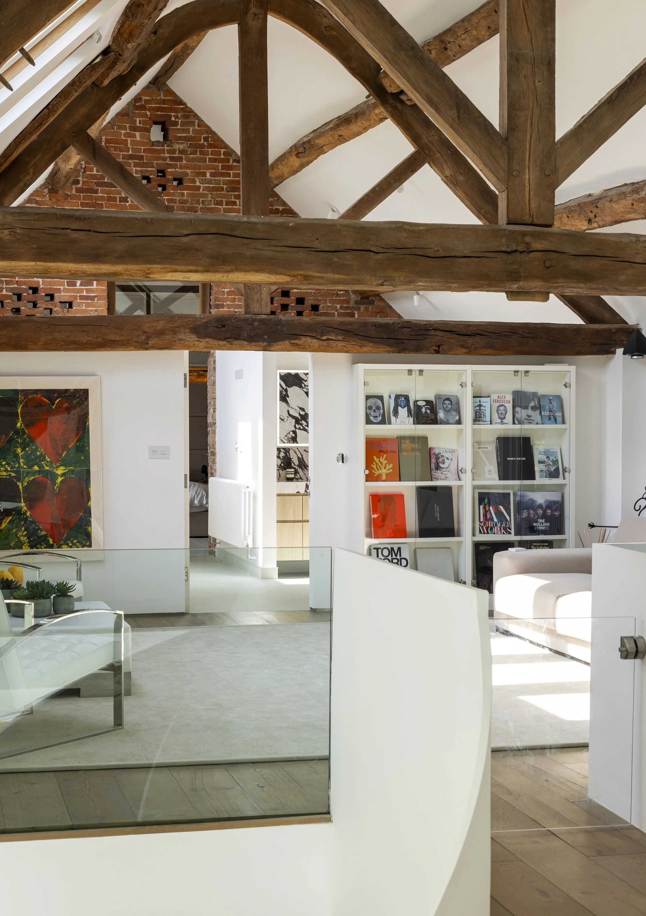 hale_barns_bedroom_lounge.jpg