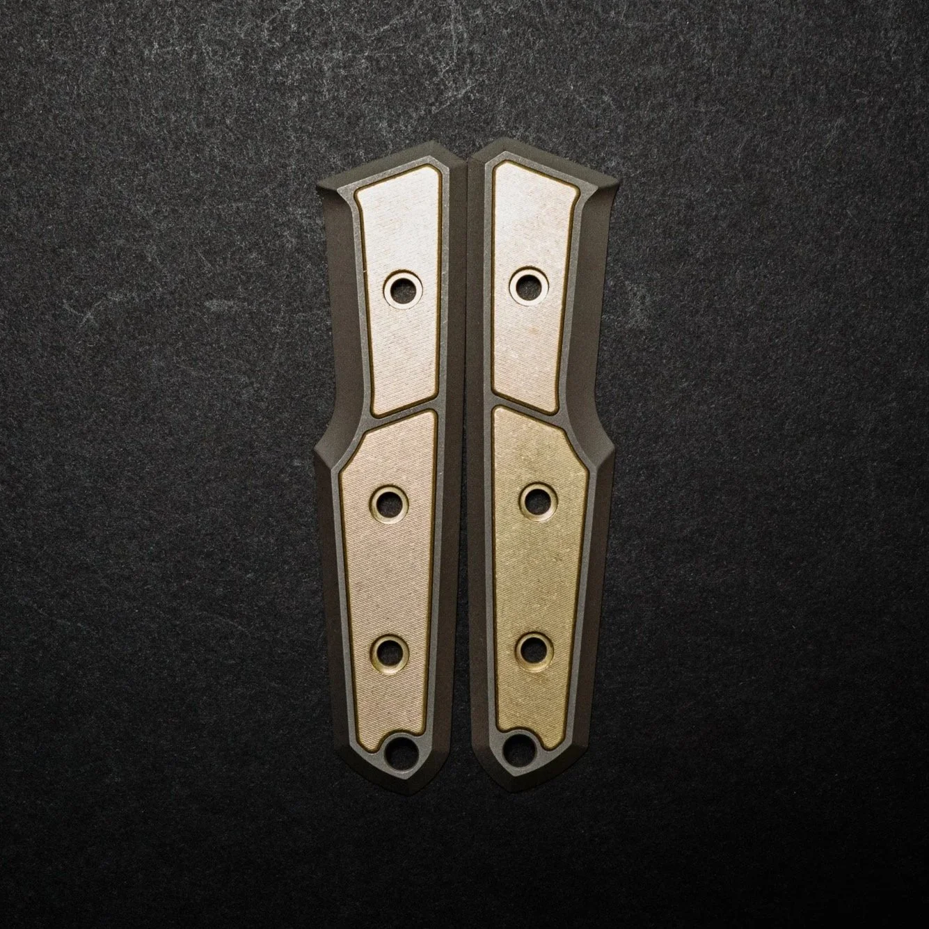 Inlay: Brass