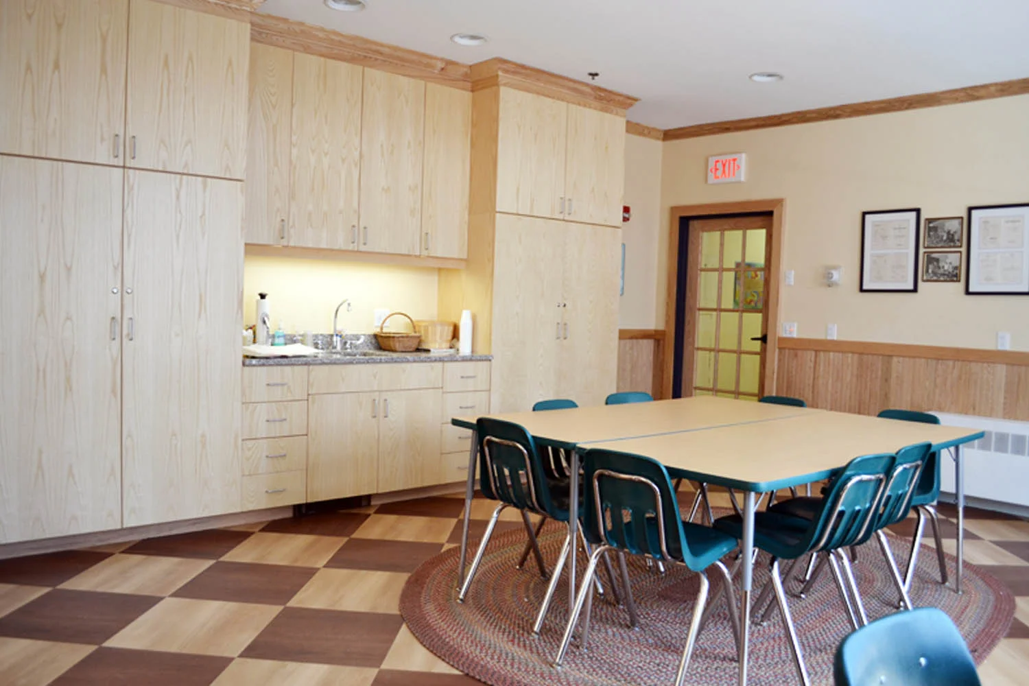 The multi-purpose "Aunt Hibou" room (named in honor of Elizabeth Madeira) is great for small group meetings.