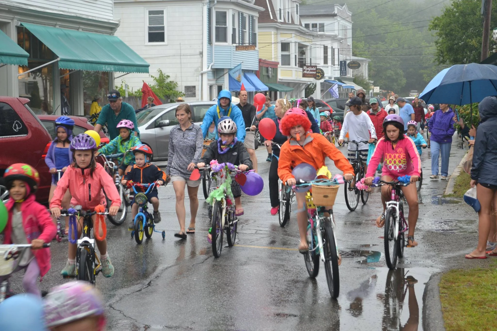 The thought of ice cream sundaes got the cyclists through the soggy course in 2016…