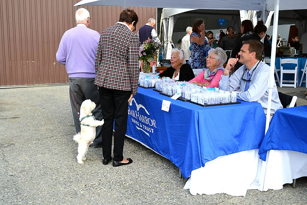 Our crack staff of volunteers helped get more than 300 guests checked-in smoothly… even the four-legged ones.