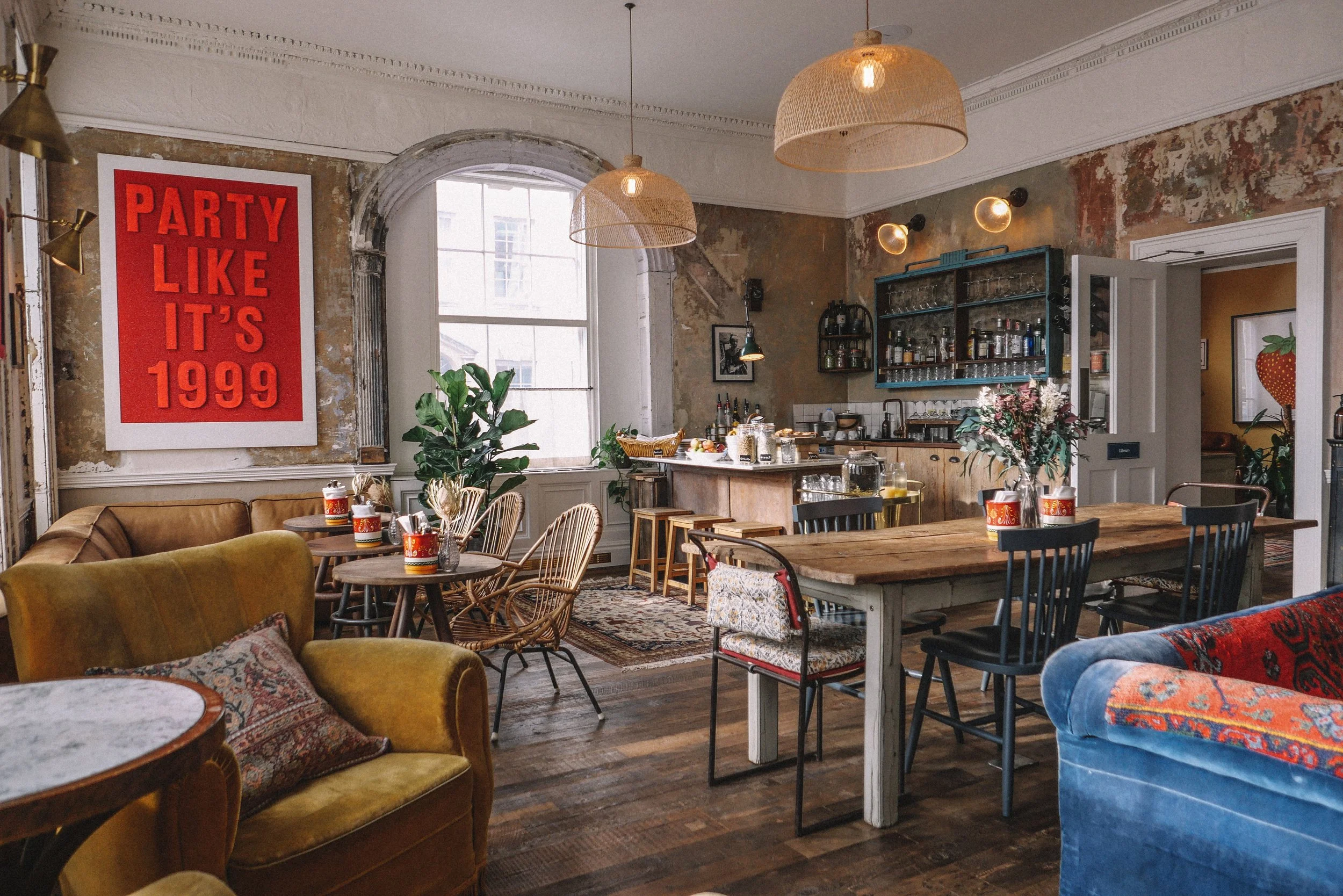 Hotel Review: Artist Residence Bristol