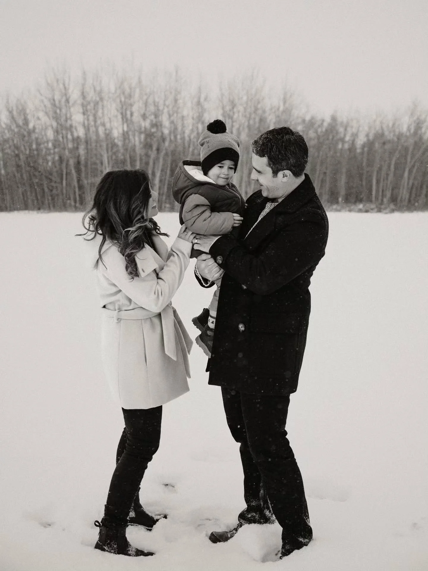 Health, wealth and peace to you all in the new year. Happy New Year! 
.
Photographer: @sstalzerphotography