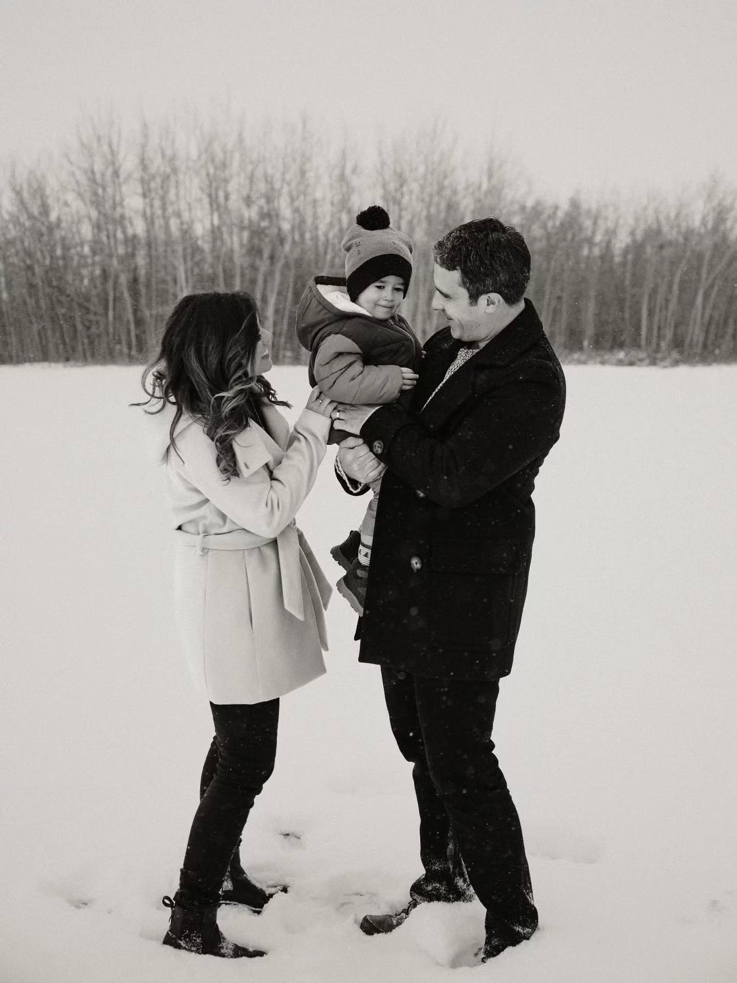 Health, wealth and peace to you all in the new year. Happy New Year! 
.
Photographer: @sstalzerphotography