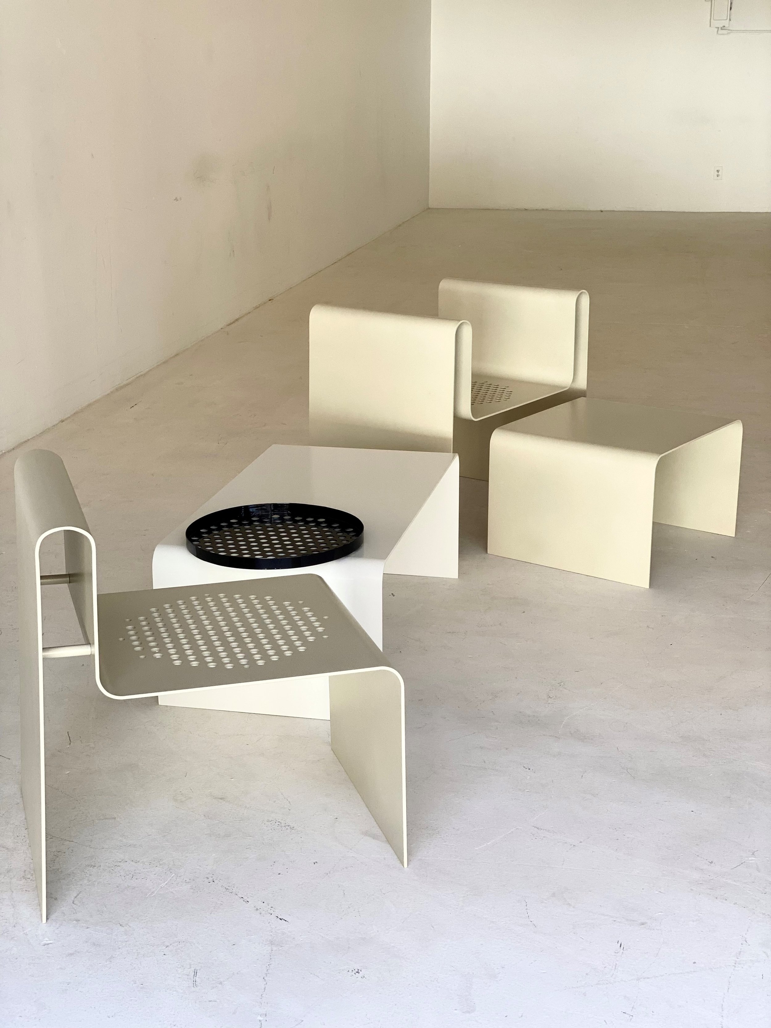 Mono seating collection