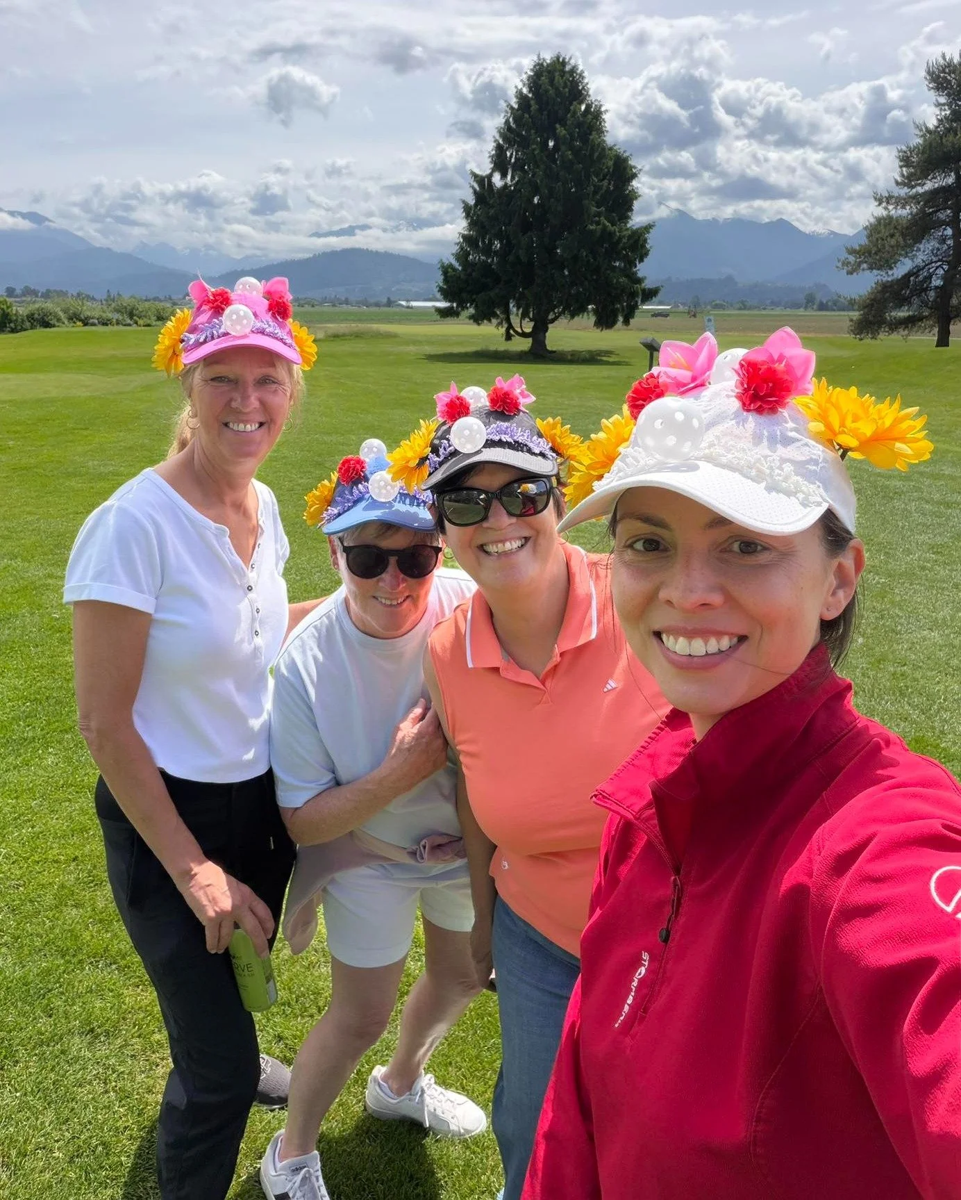 Thank you to everyone who came out to our 6th Annual Golf Tournament, presented by Total Automotive Ltd!

It was a fantastic day, the weather cooperated (no rain is a win!), the golfers were so much fun and we were able to raise funds to help enrich 