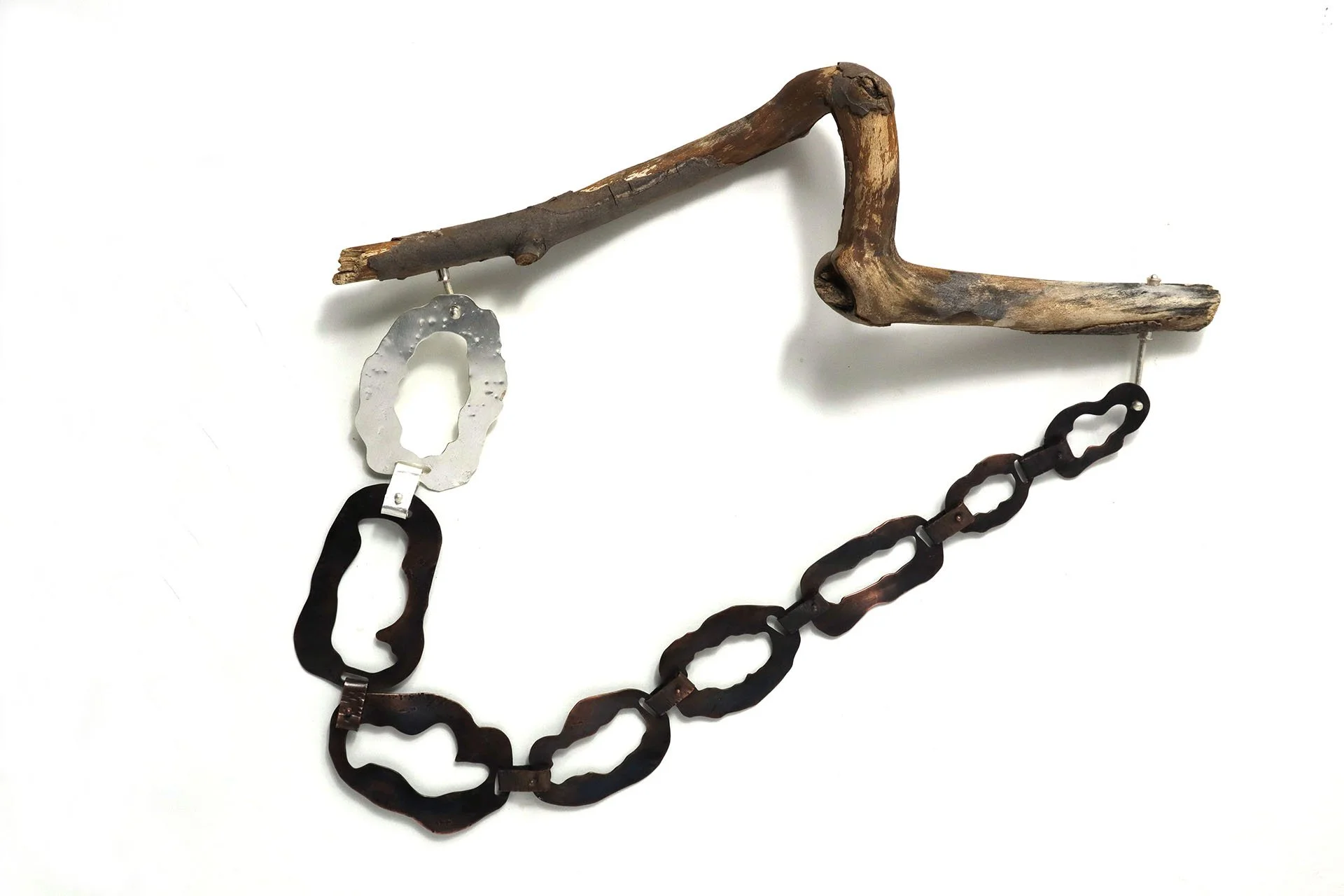 Neckpiece for a Sycamore