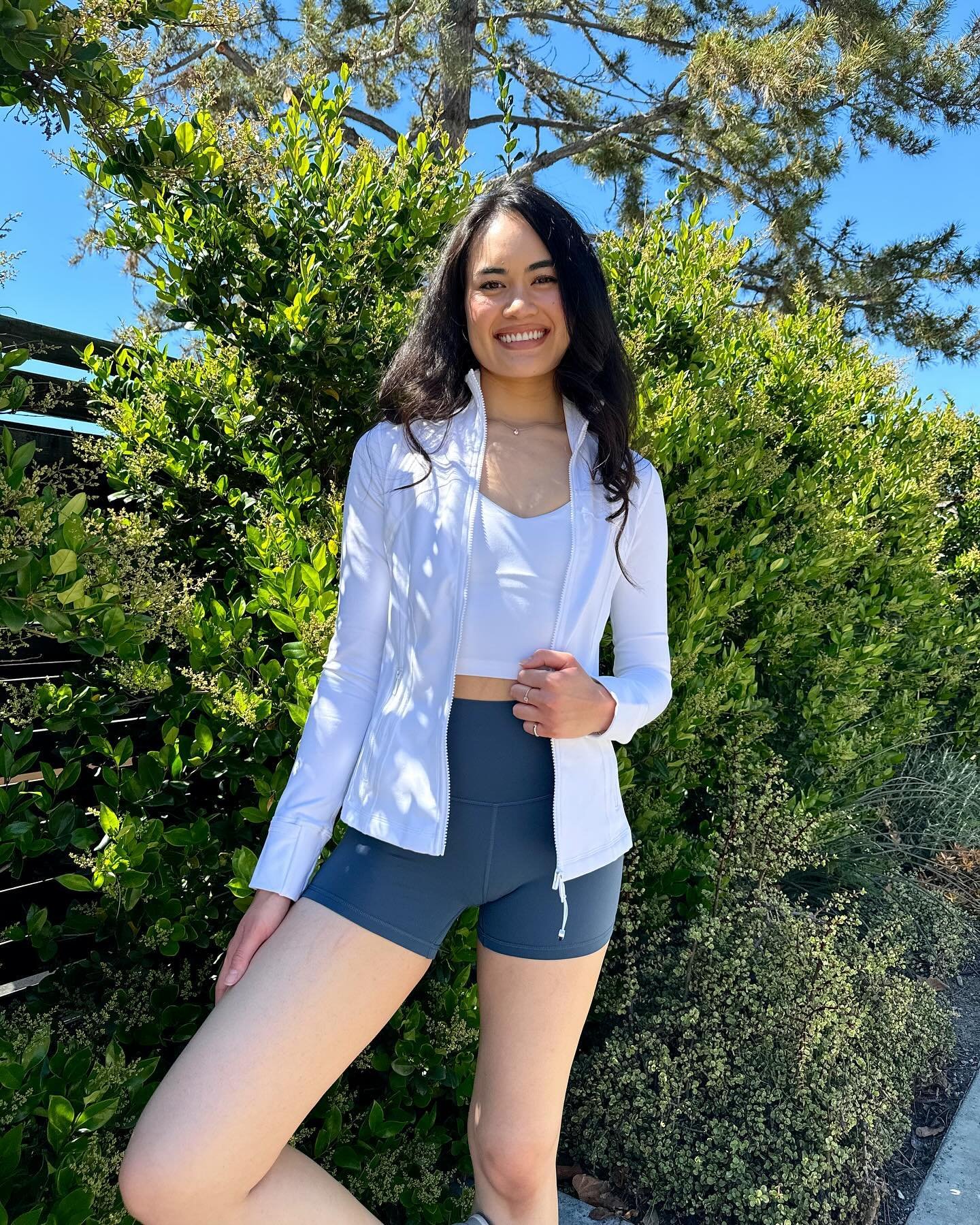 We can&rsquo;t get enough of the sunshine or @lululemon ☀️
Dressed head to toe in our newest arrivals, you can find them in store now! We&rsquo;re here til 8pm 🩵

#thesweatlife #lululemon #yogaootd #yogaoutfit #springoutfit