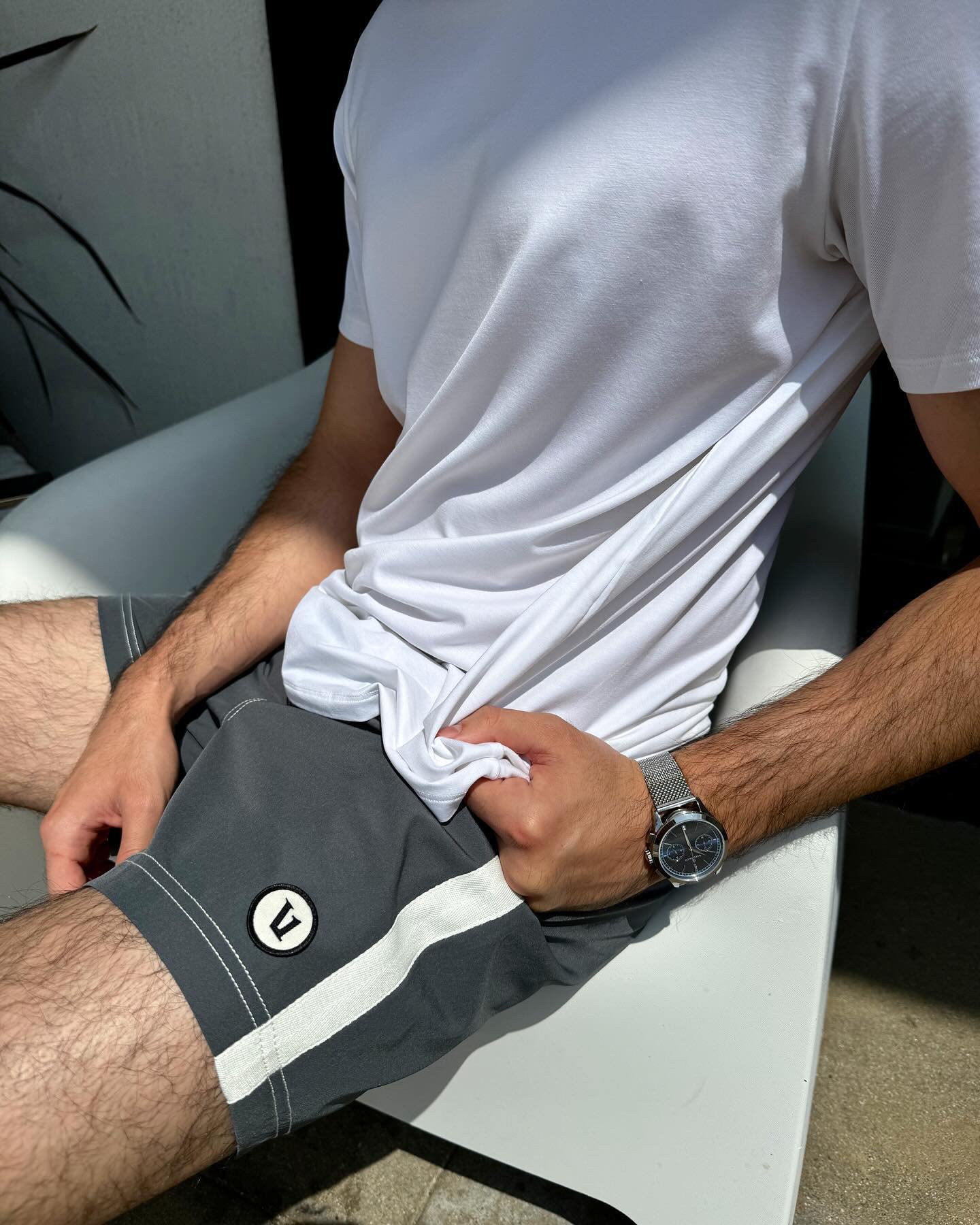 have you tried @vuoriclothing boardshorts yet? They are perrrrrrrfect for the summer ☀️ available in the color &ldquo;Shale&rdquo; the perfect neutral to keep you cool and collected when that SoCal heat hits! 🔥

#vuori #vuoriclothing #vuoriboardshor