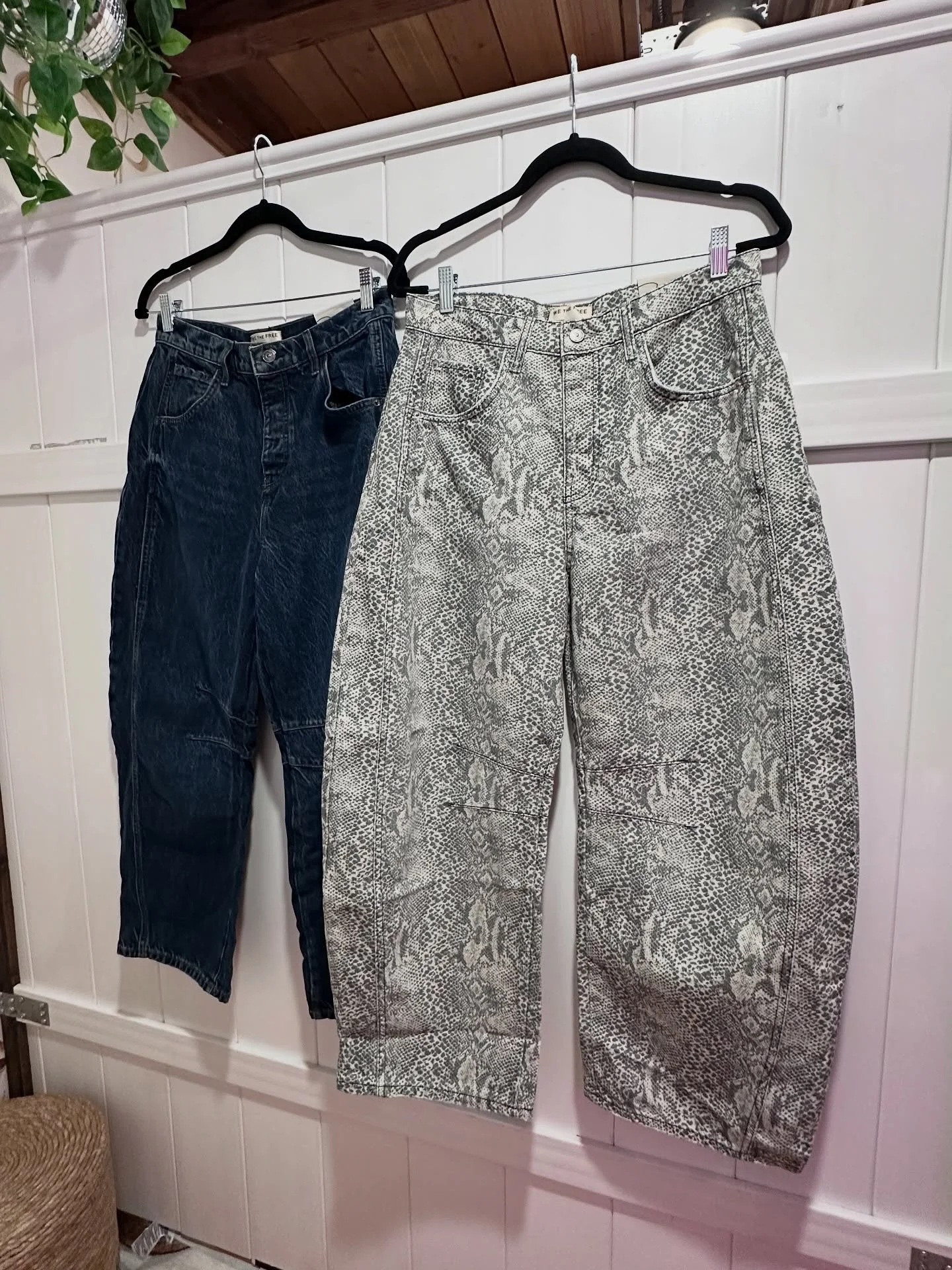 All the Sunday feels! Visit us in-store and browse our freshest picks! Discover the perfect pieces to bring comfort and style into your everyday life.