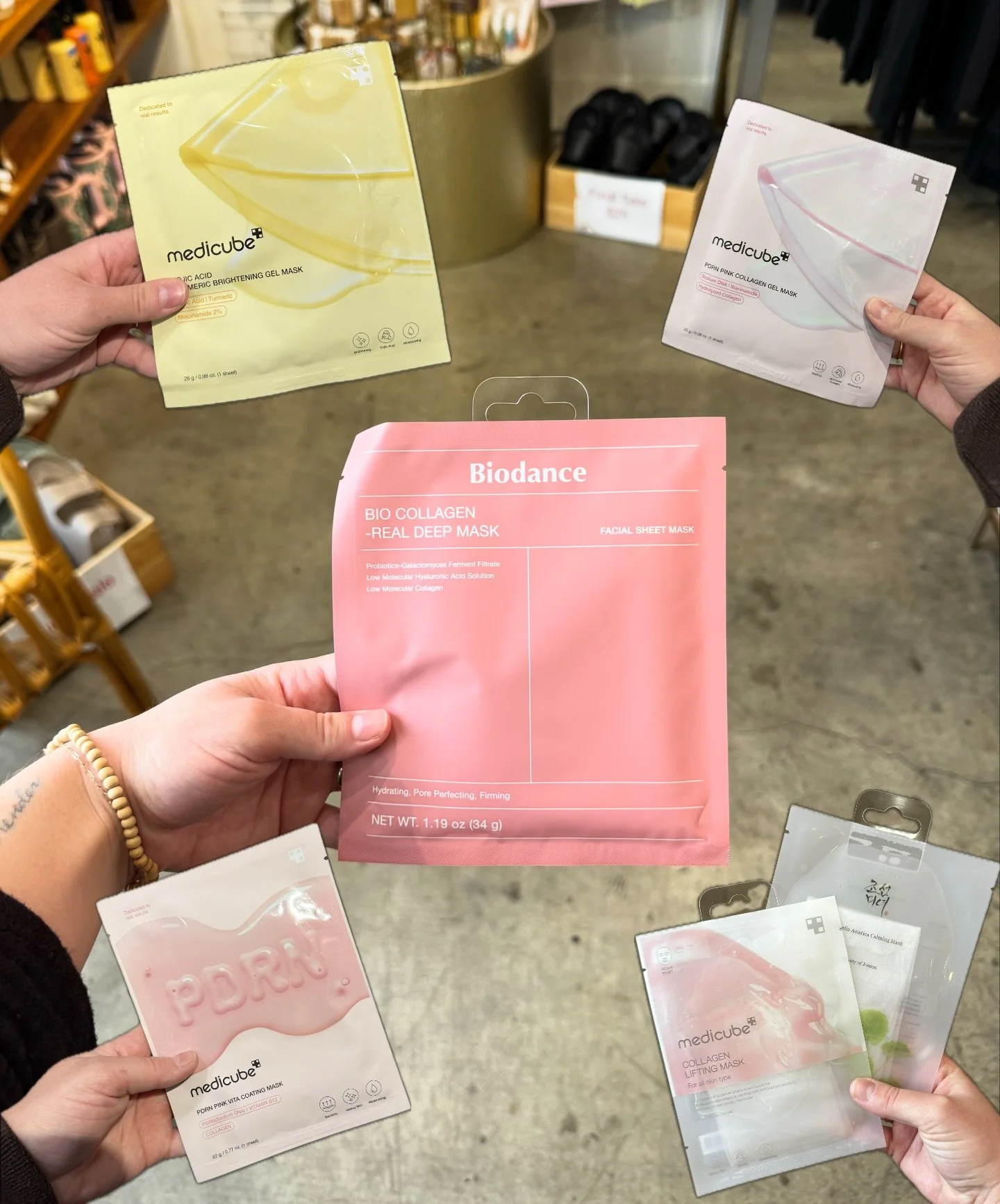 Suns out - skin care on 💅🌞 
Find everything you&rsquo;re looking for at @mpower_life_style! Swipe to see our staff AND customer favs 🤍✨ what&rsquo;s your fav product? Tell us below! ⬇️