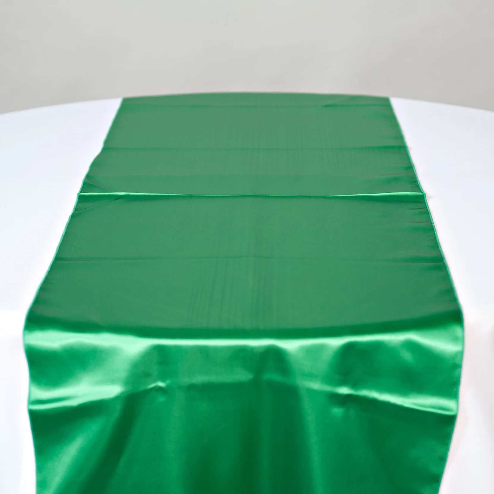 green satin table runner for minnesota weddings