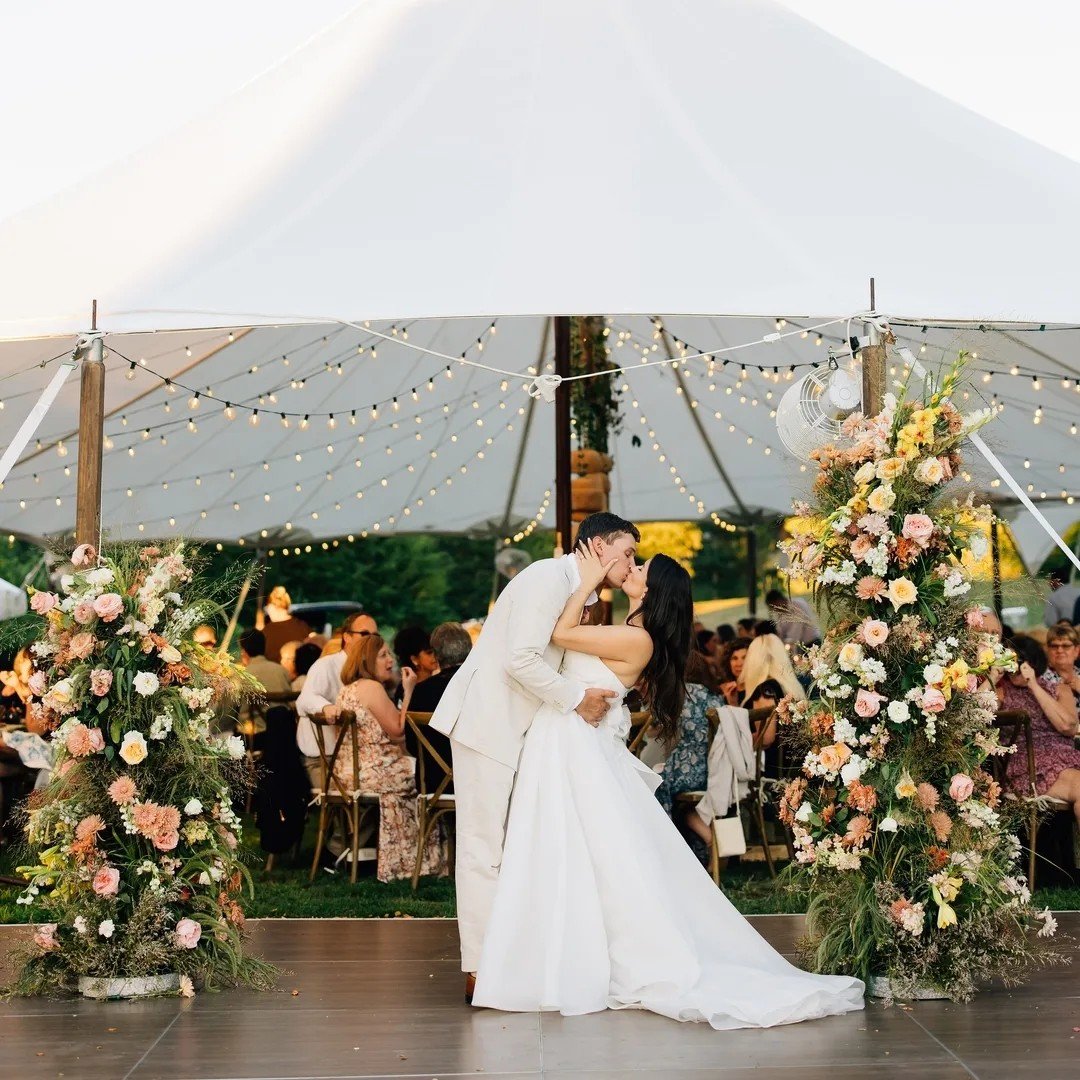 Everything about this is pure perfection! Wouldn't you agree?!? 😍

#mnwedding #rattanlights #weddinglighting #weddingplanning #mnevents #minnesotaweddings #theknot #wedddingwire #mspmag #mnbride #minnesotabride #minneapoliseventrentals #mneventrenta