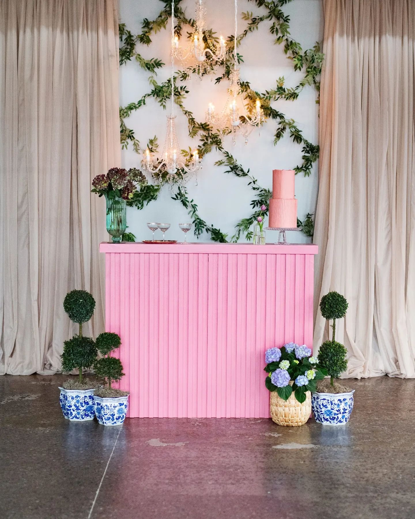 Swipe to see how Jagger stole the show! 🐾💕

Draping &amp; Lighting Installation: @wevegotcovered
Lattice Greenery Installation: @wevegotcovered
Cake: @emilygracecakes
Bouquet: @greengoddessfloral
Pink Bar: @nightandco_mpls
Pup Model: Jagger
Venue &