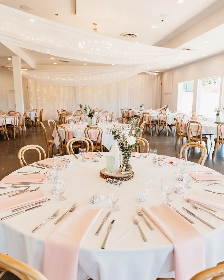 Every detail tells a love story. We help you craft the perfect one. 💕

#weddinginspiration  #napkins #ceilingdesign #mnweddingdecor #twincitiesbride #minneapolis #minnesota #minneapolisevents #wedding #twincitieswedding #rattanlights #weddinglightin