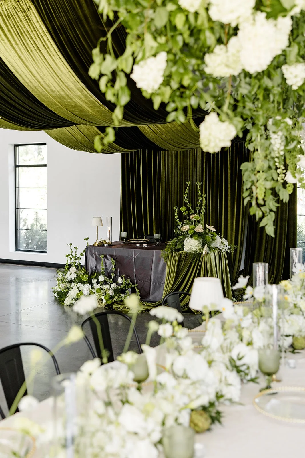 250826_pinewoodstyledshoot-510_websize.jpg