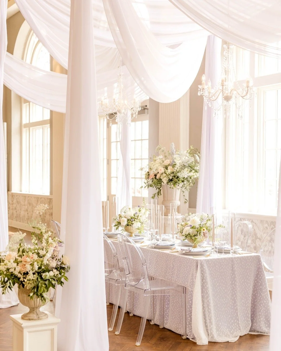 When draping isn't just in the room, it makes the room. Our custom draping designs can define your intimate space. 

#weddinginspiration  #mnweddingdecor #twincitiesbride #minneapolis #minnesota #minneapolisevents #wedding #twincitieswedding #wedding