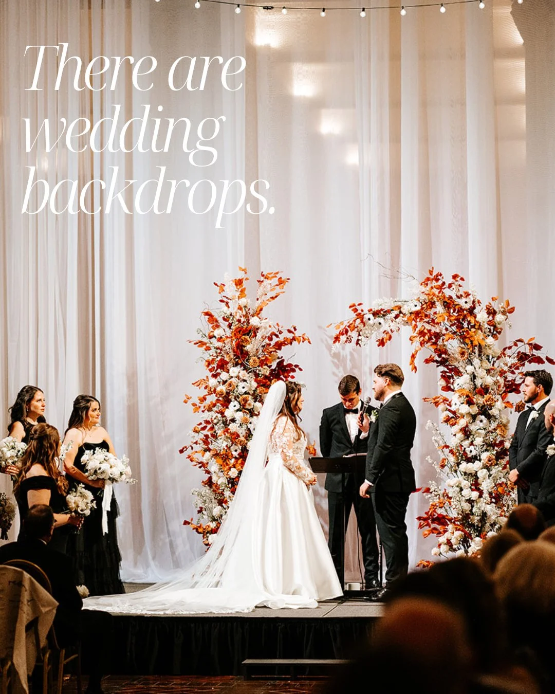 How impactful can a backdrop be? Swipe to see! 🌟 

#mnwedding #mnweddingvenue #weddingbackdrop