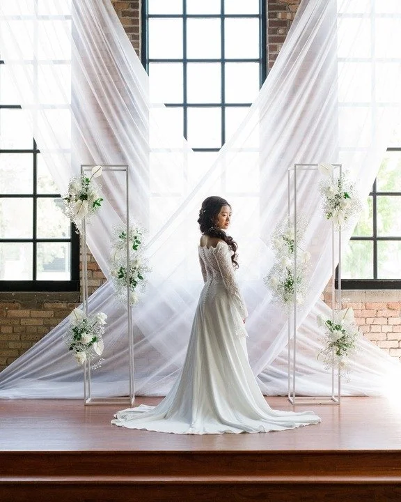 Elevating your ceremony backdrop from "okay" to "OMG" is the easiest way to upgrade your entire wedding vibe.

#weddinginspiration  #mnweddingdecor #twincitiesbride #minneapolis #minnesota #minneapolisevents #wedding #twincitieswe