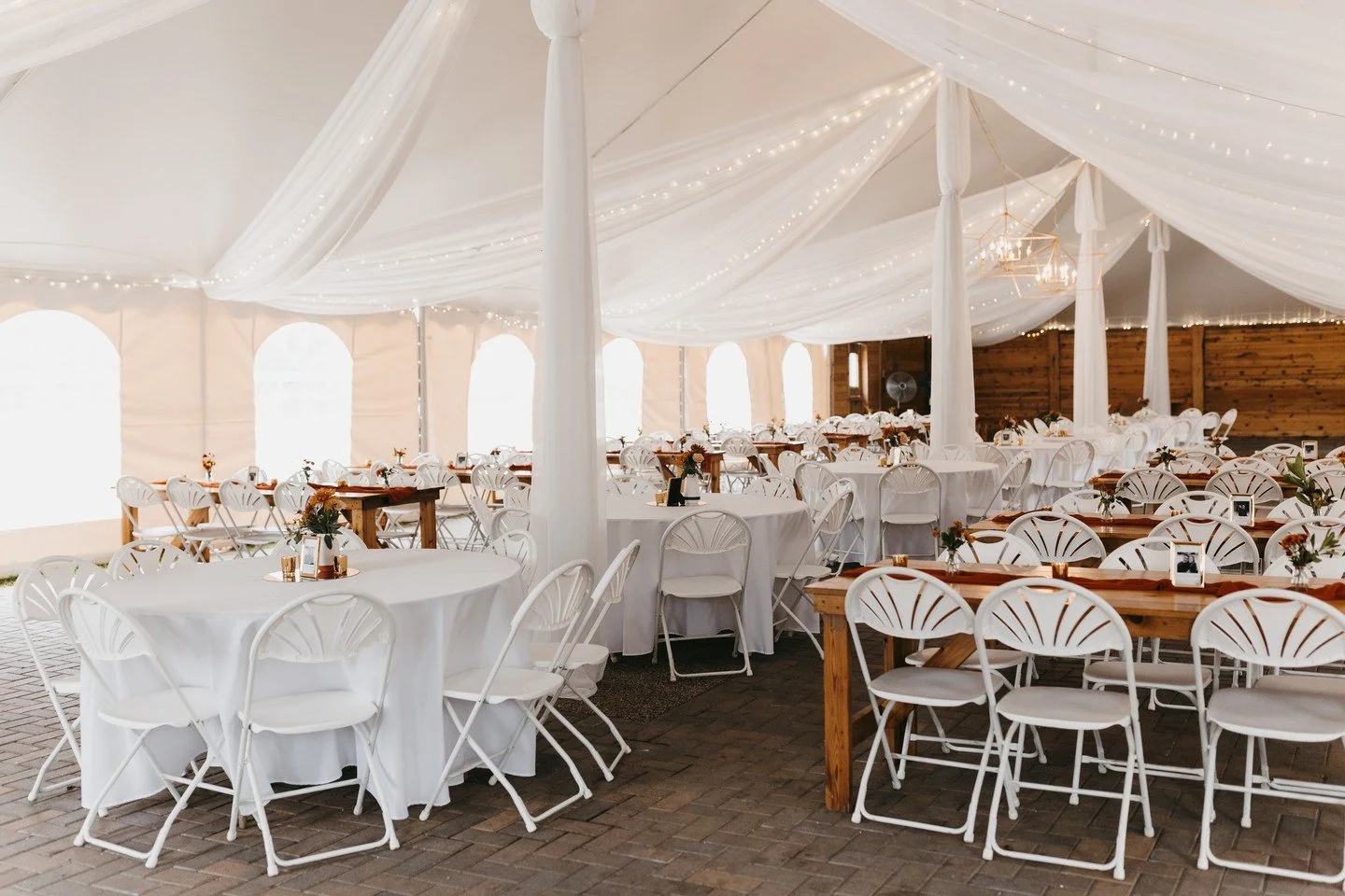 Tent wedding season has arrived, and we couldn't be more excited. Madelinemillerphoto @gardens 

#weddinginspiration #cafelights #mnweddingdecor 
#twincitiesbride #minneapolis #minnesota #minneapolisevents #wedding #twincitieswedding #weddingplanning