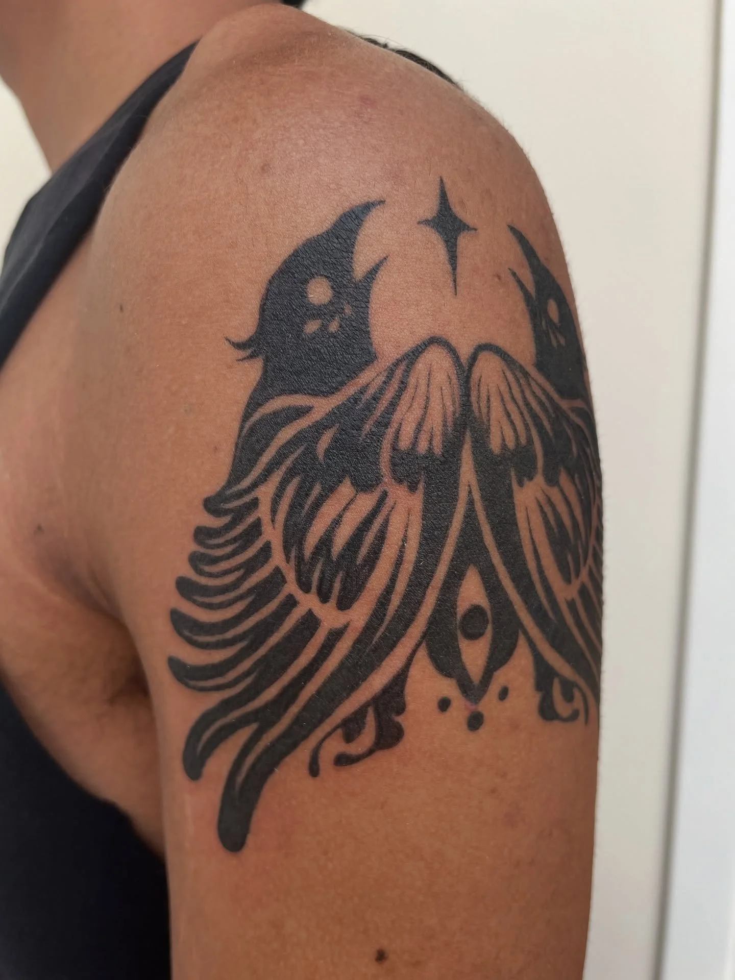 Thank you J✨🖤
#tattoo #tattoovictoria #victoria #apprenticetattoo #raventattoo #armtattoo #blackwork #victoriatattoo #flash