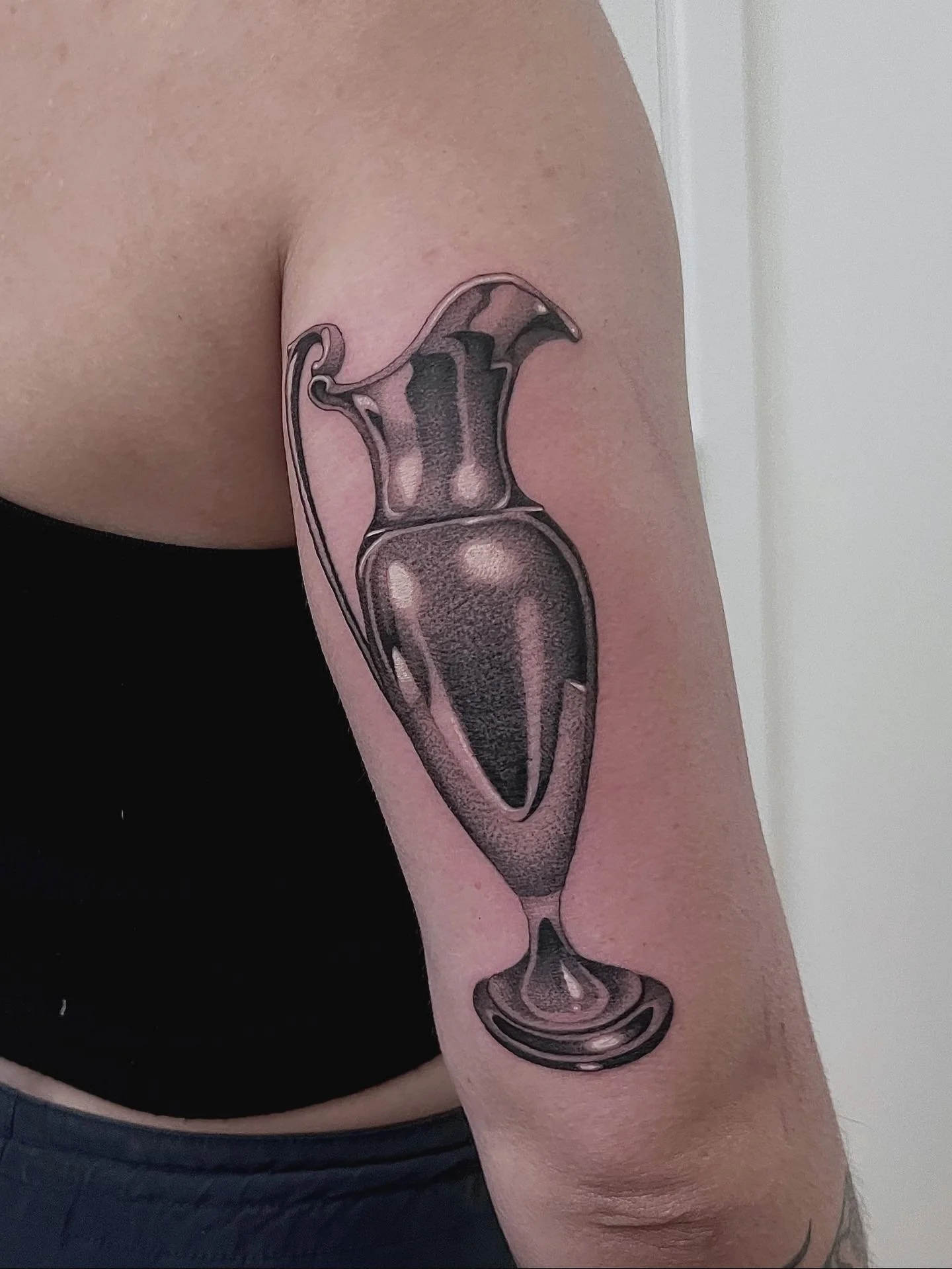 Thank you for the creative freedom Lucy, stoked for the additions on this piece