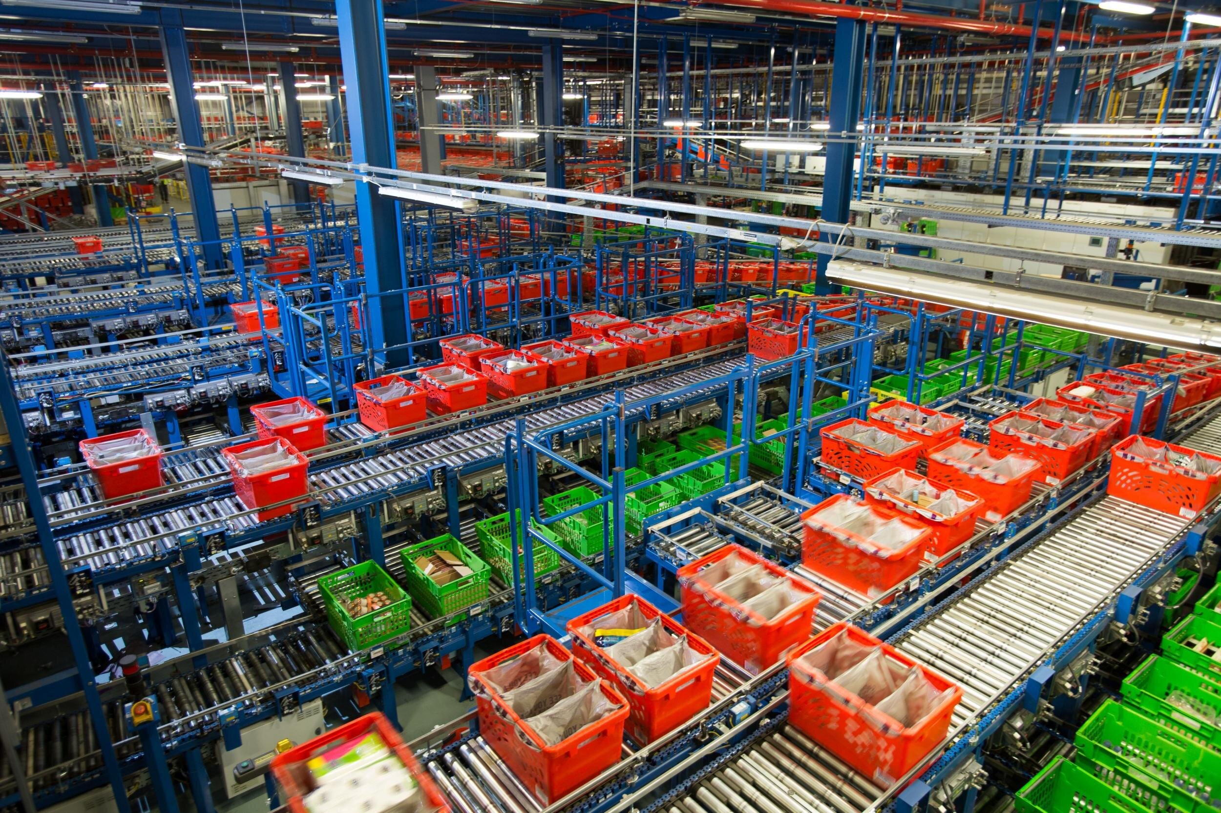 time-for-the-ocado-robots-to-deliver-the-goods-warehouse-automation